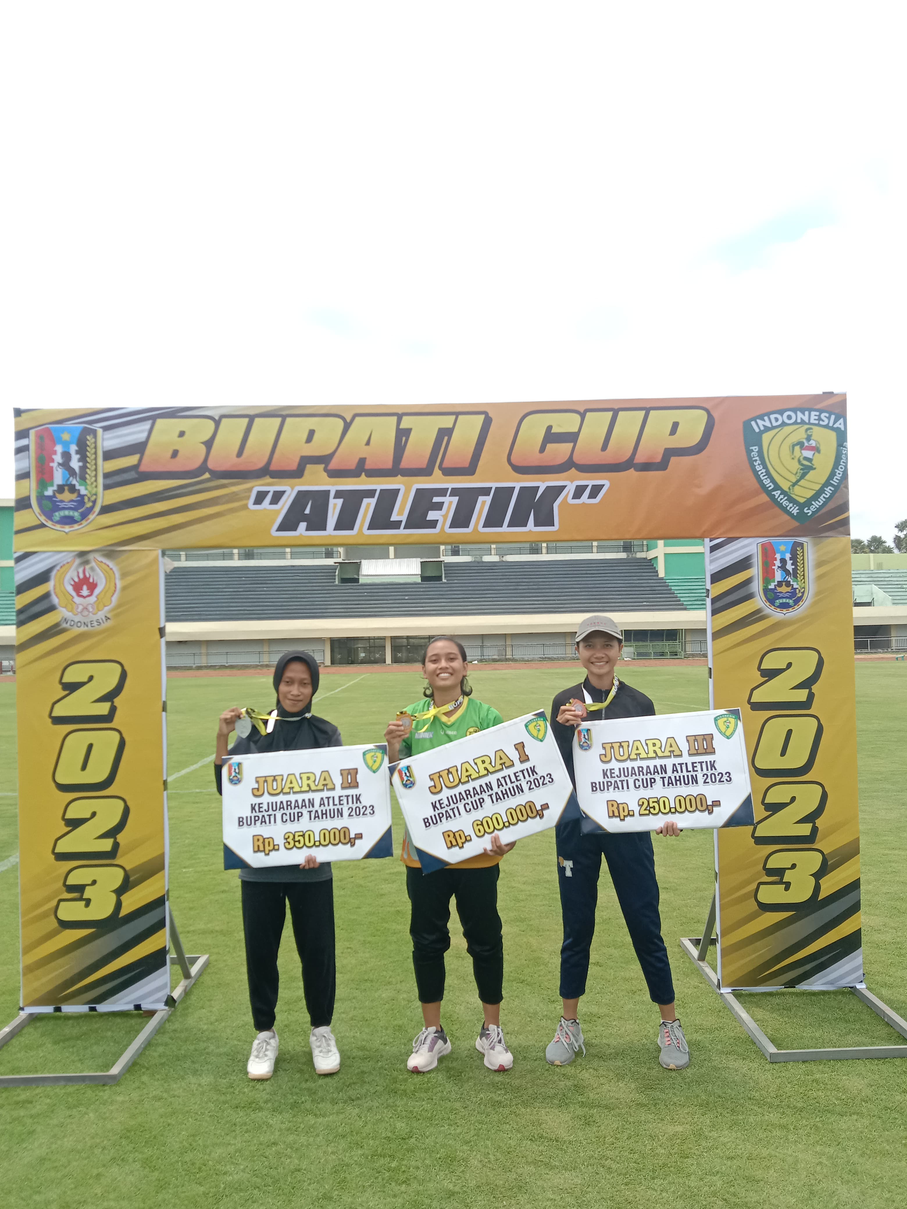 Lomba atletik Lari 200m