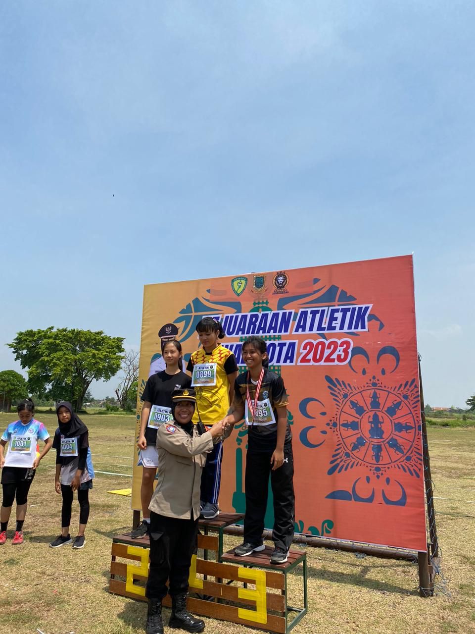 lomba atletik dlm rangka piala walikota  LEMPAR LEMBING