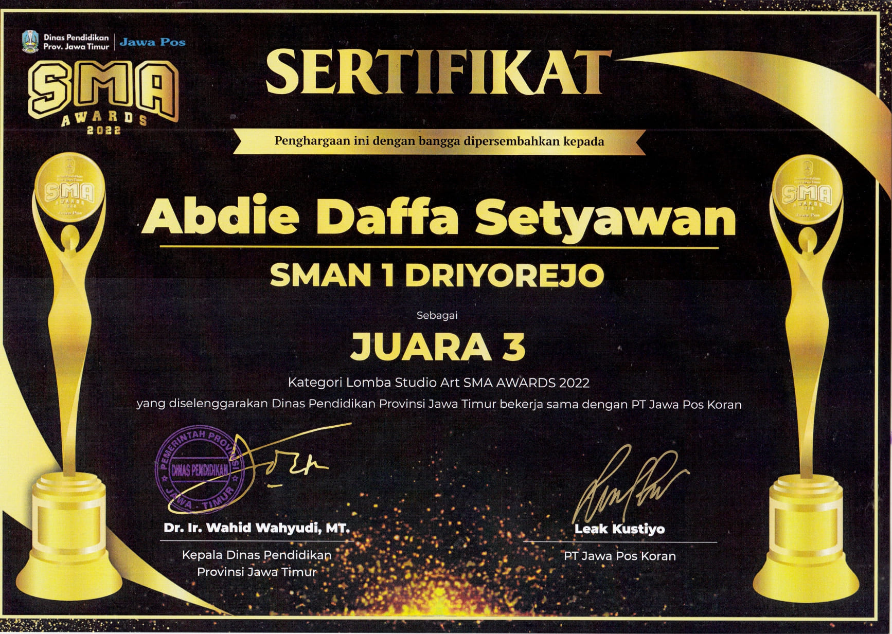 Juara 3 - STUDIO ART (SMA AWARD JATIM 2022)