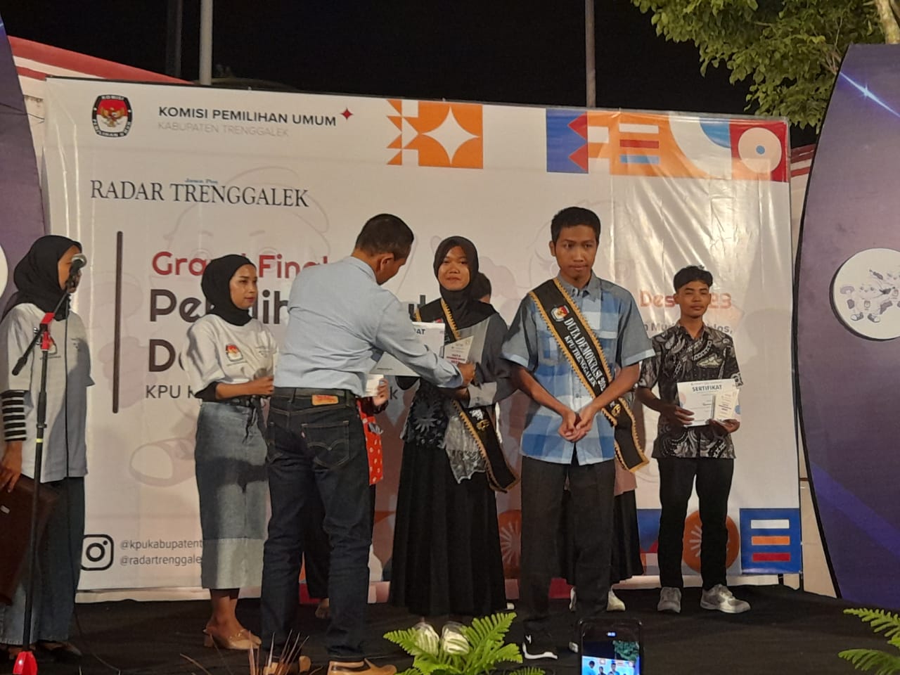 JUARA 1 DUTA DEMOKRASI 2023 KPU TRENGGALEK