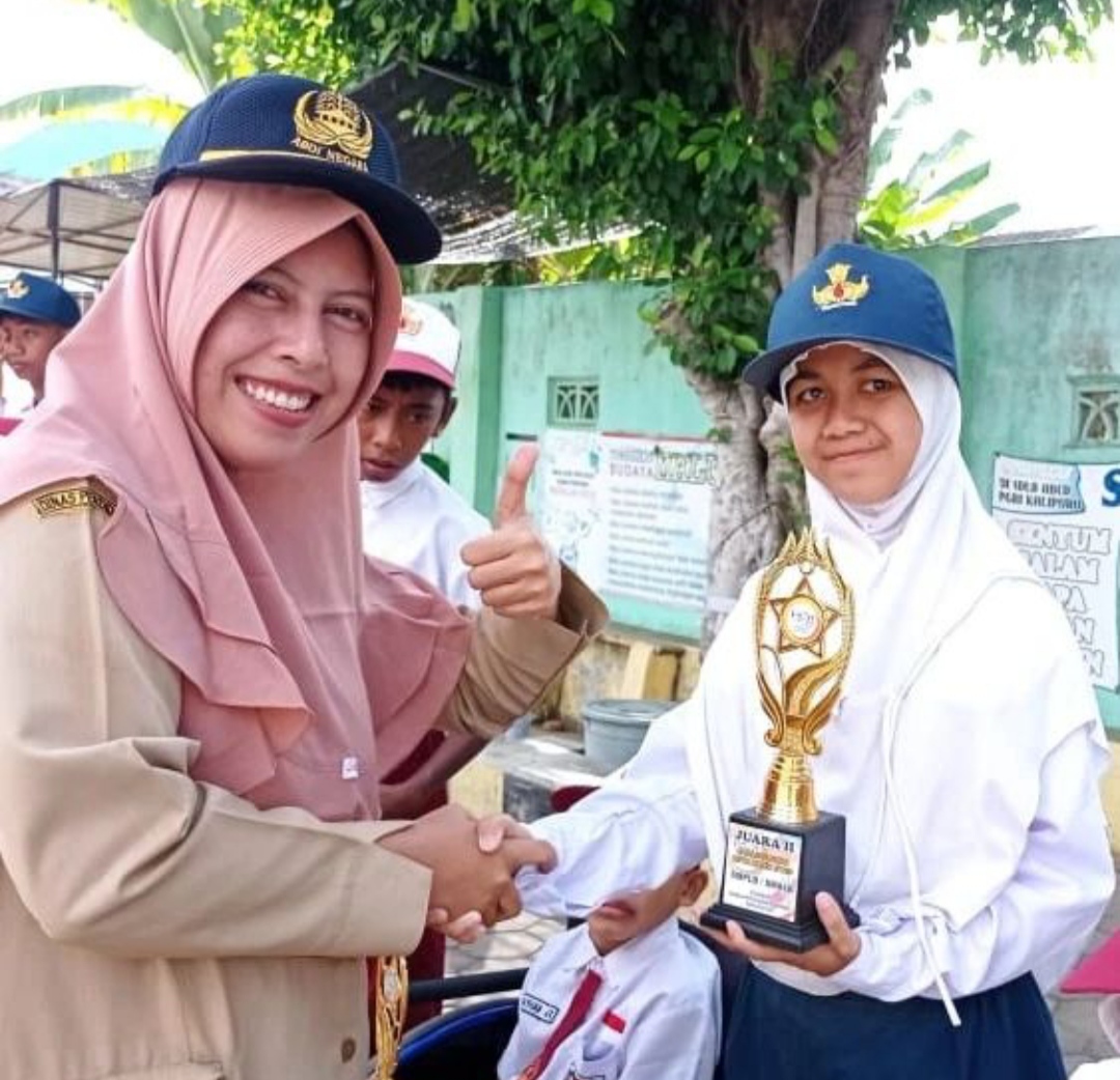 Juara 2 Cipta Komik Strip ( FLS2N) 