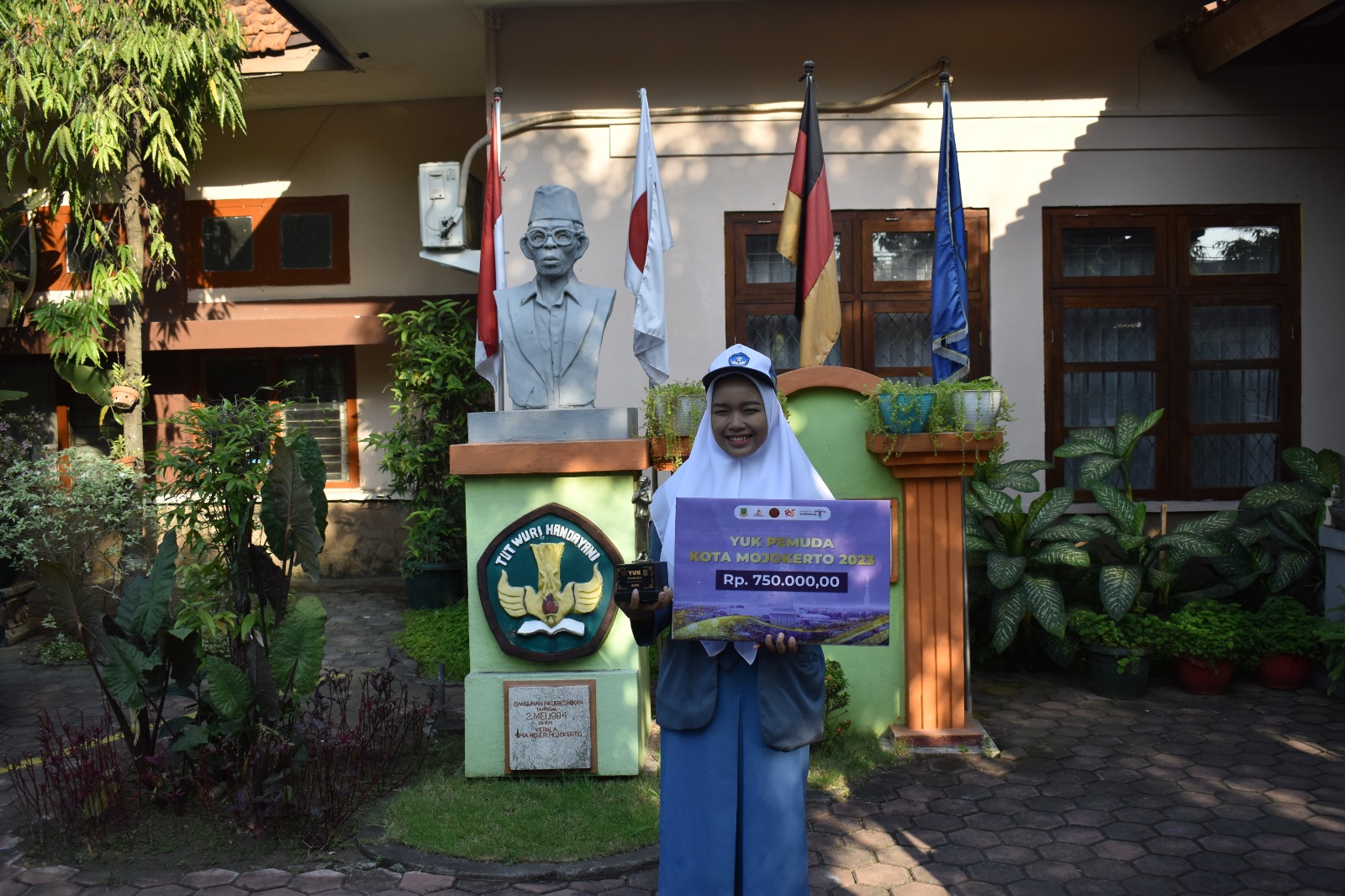 Juara 4 Pemilihan Gus dan Yuk Kota Mojokerto