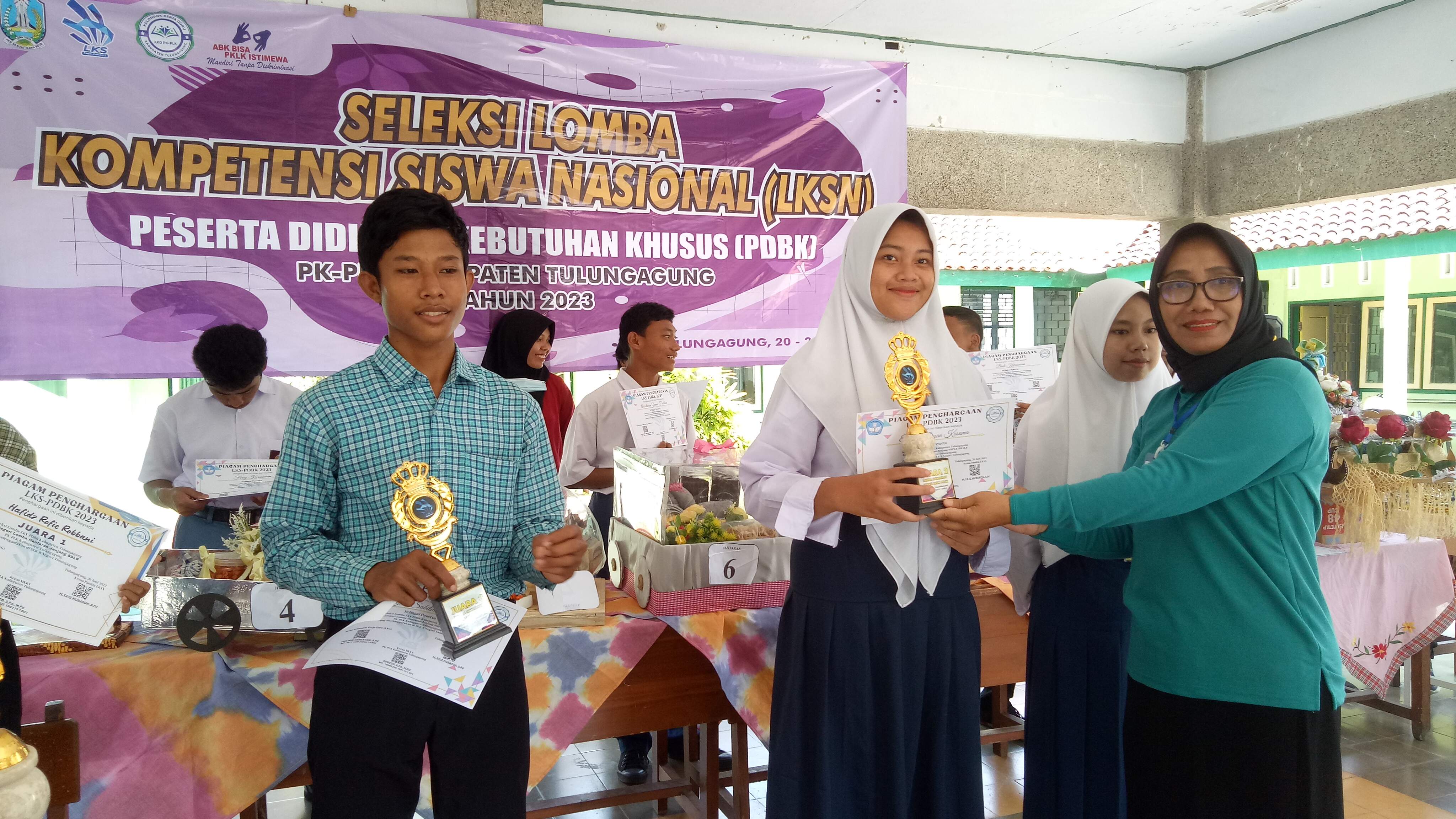 Lomba LKSN ABK Kategori Membuat Hantaran