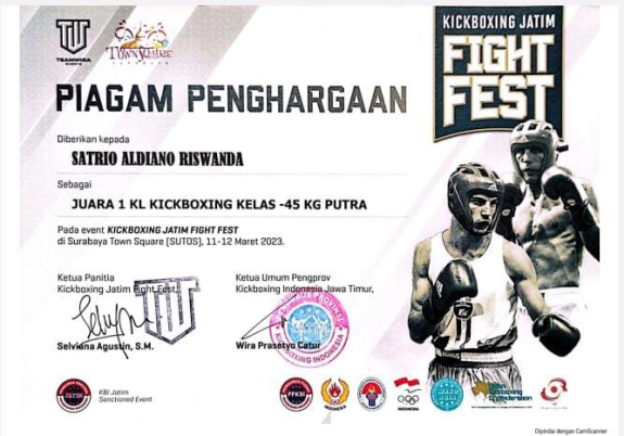 KL Kickboxing Kelas -45 Kg PUTRA Pada Kickboxing Jatim Fight Fest 