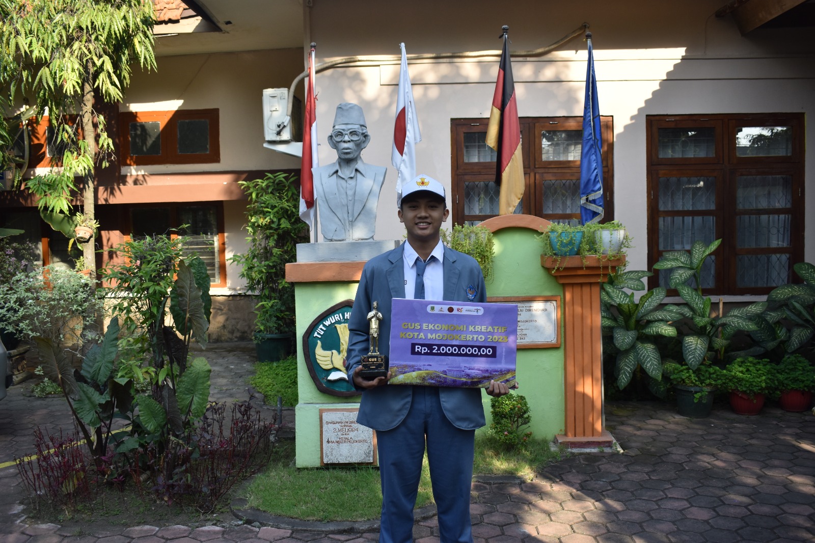 Juara 3 Pemilihan Gus dan Yuk Kota Mojokerto