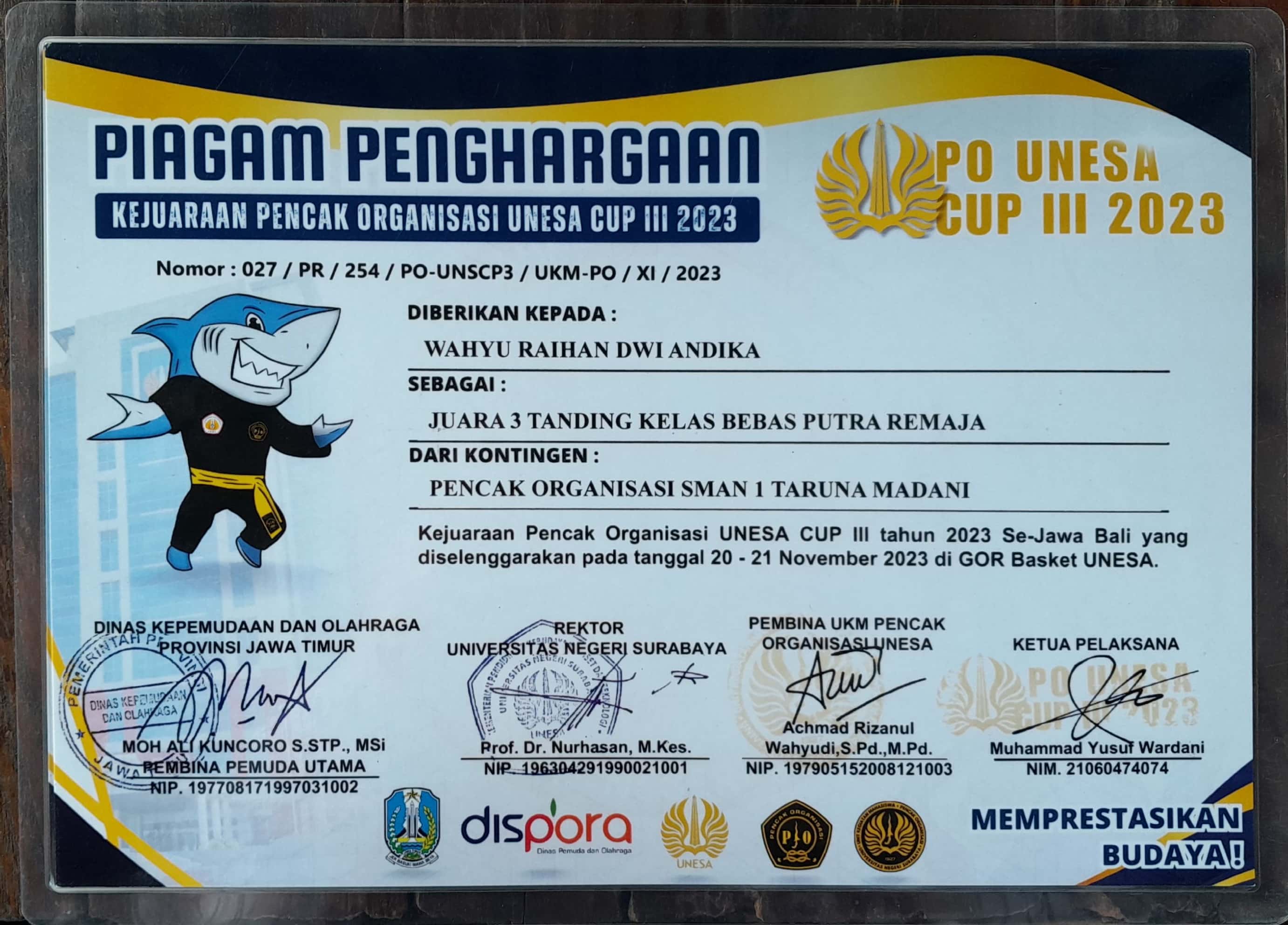 Juara 3 Tanding Kelas Bebas Putra Remaja dalam Kejuaraan Pencak Organisasi UNESA Cup III tahun 2023 Se-Jawa Bali