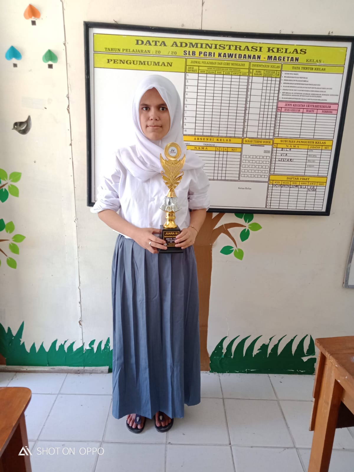 LOMBA LKSN MERANGKAI BUNGA