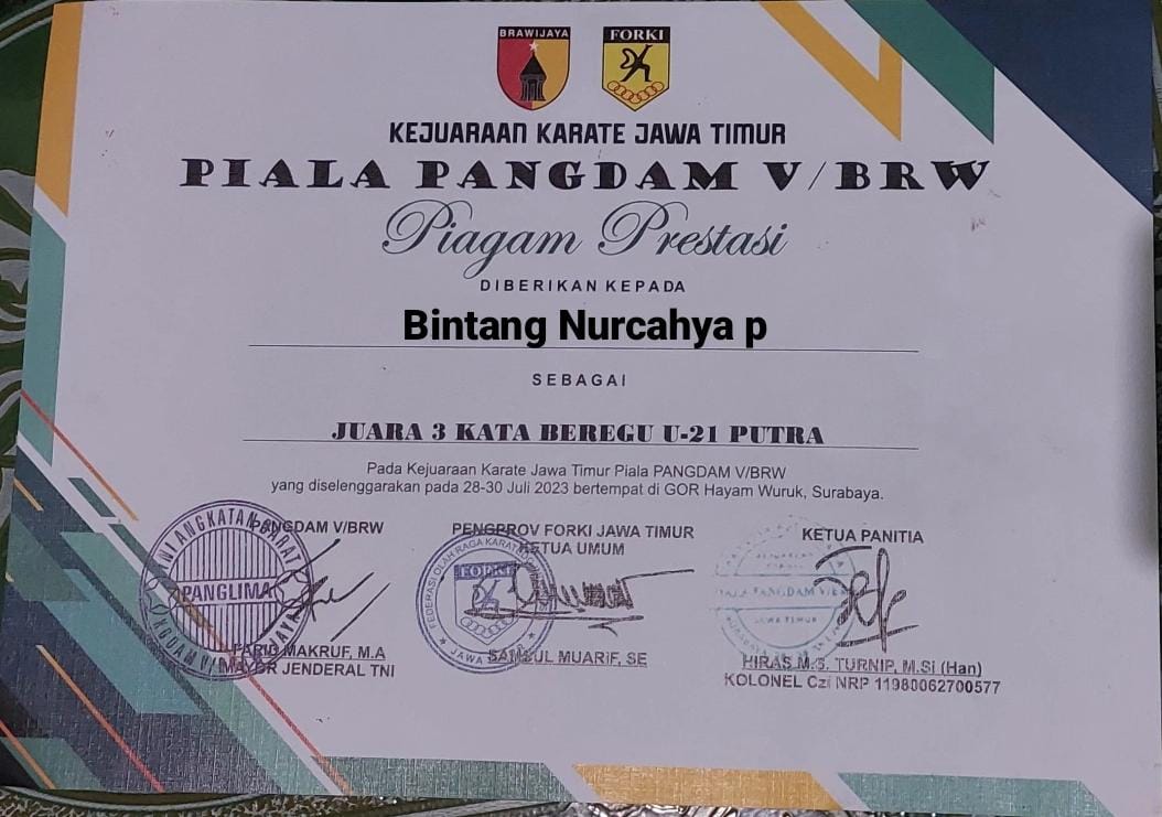 Juara 3 perunggu Karate kata beregu 