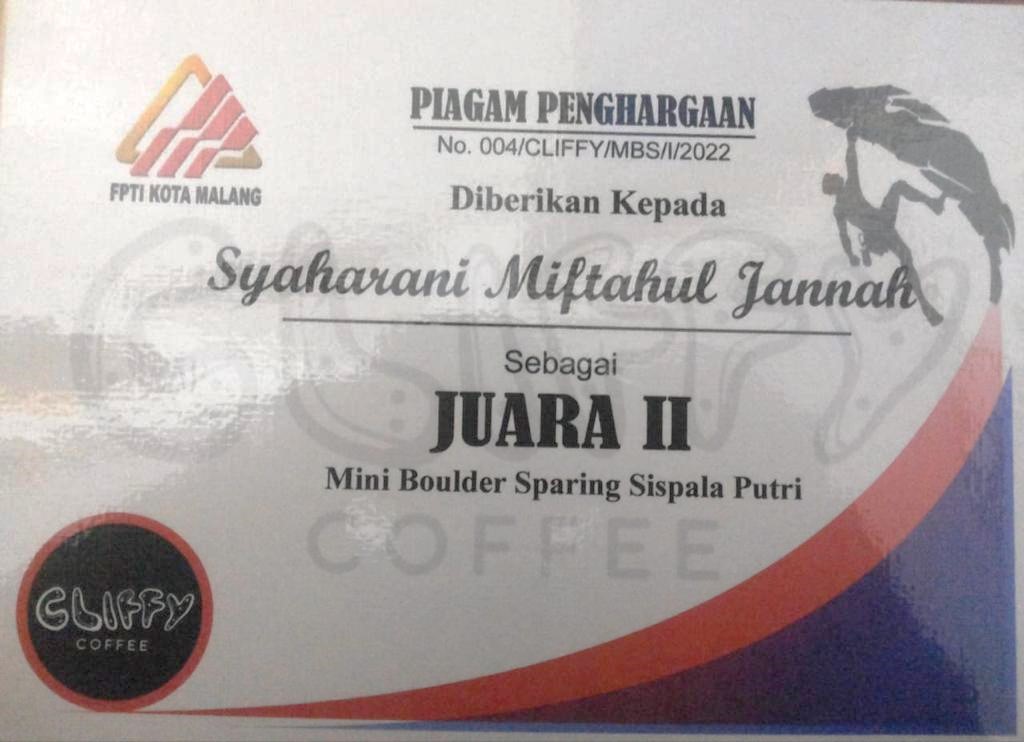 Juara 2 Mini Boulder Sparing Sispala Putri 