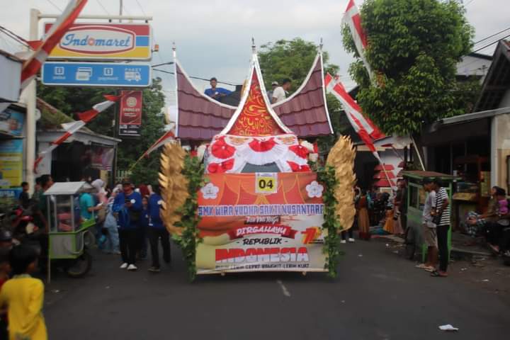 Mobil Hias HUT RI Ke 78