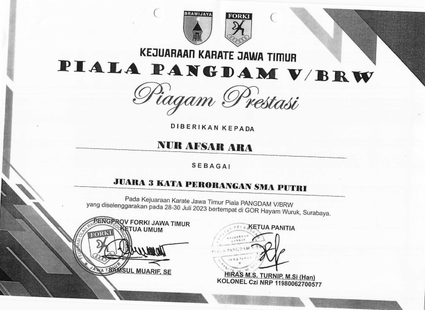 JUARA 3 KATA PERORANGAN SMA PUTRI