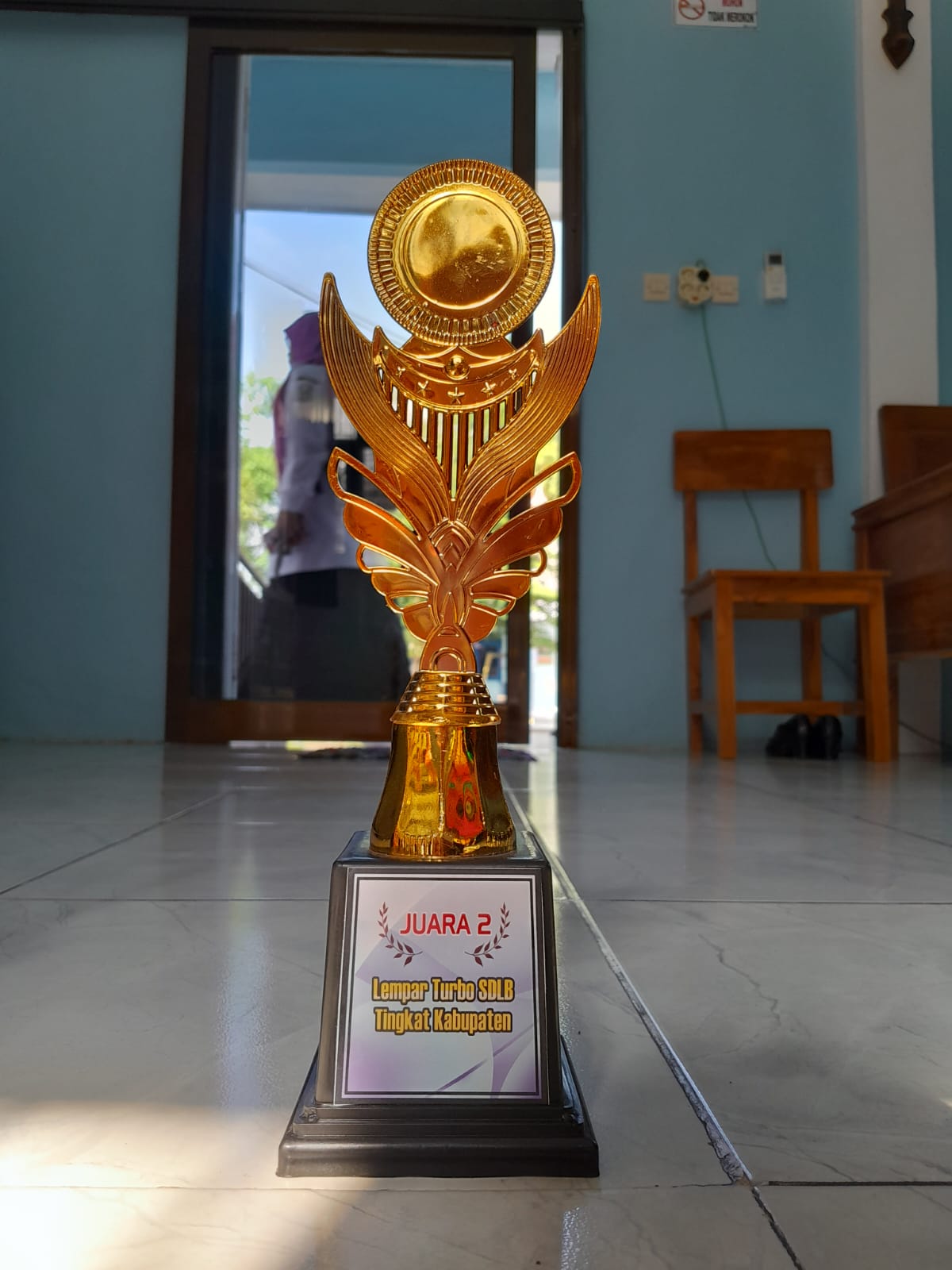 Juara 2 Lomba Lempar Turbo