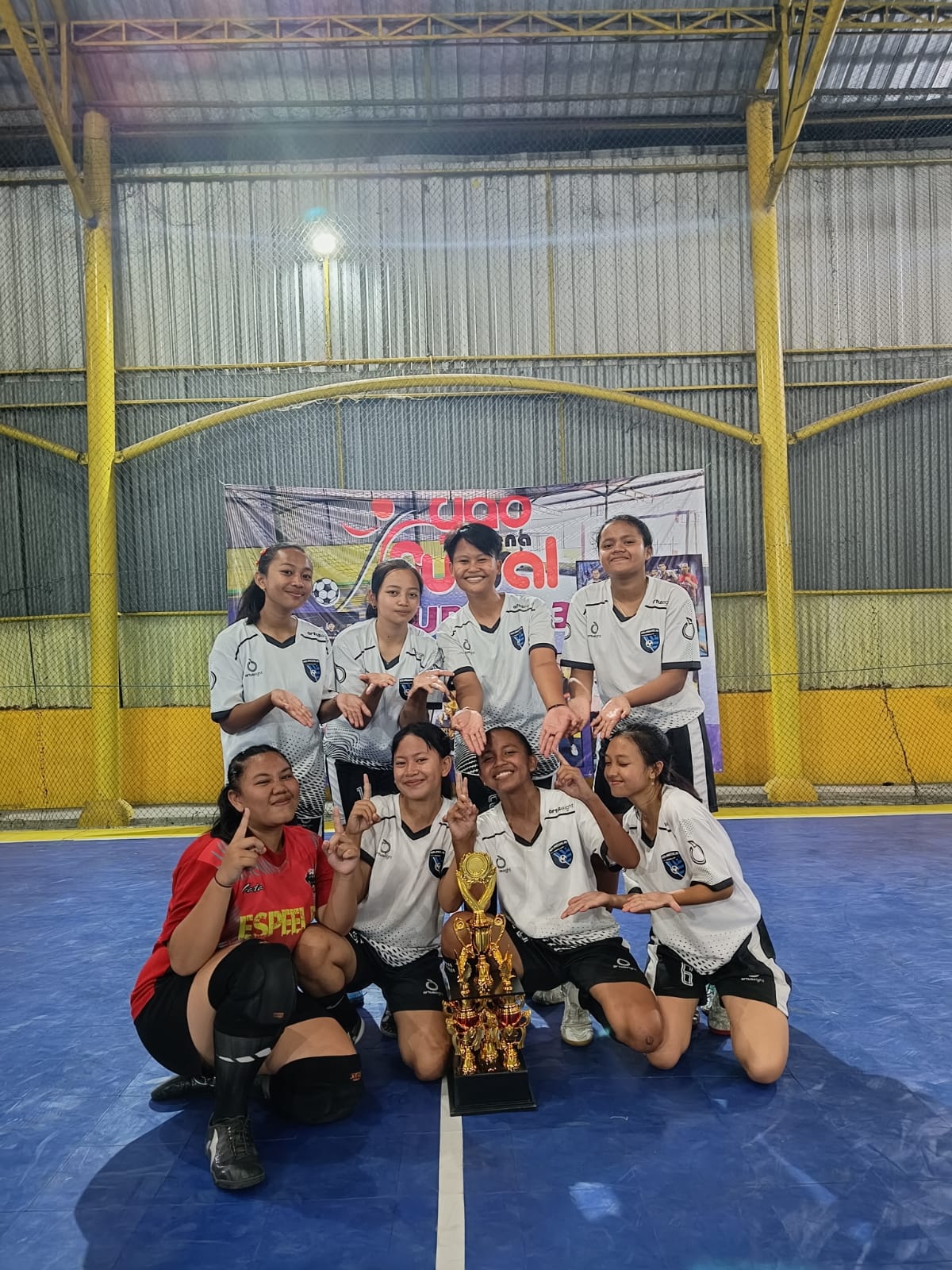 Juara 3 Futsal Putri Yao Cup Antar SMA/SMK Kabupaten Mojokerto - Pasuruan