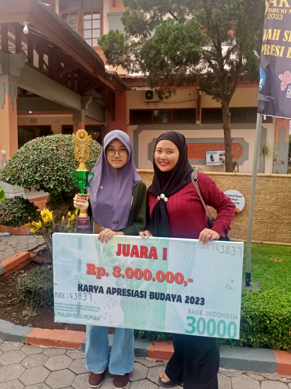 JUARA 1 karya Apresiasi Budaya 2023