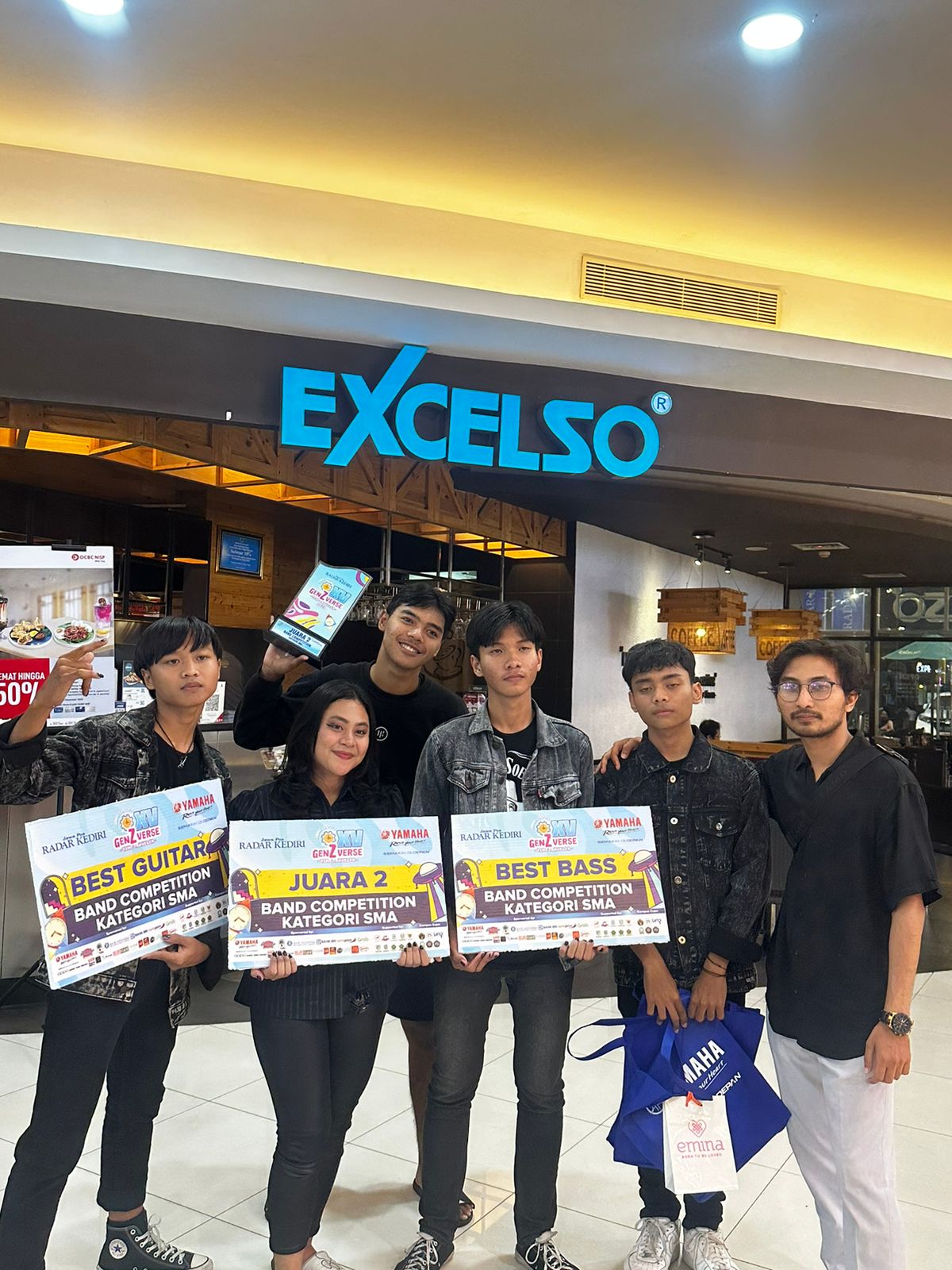 Juara 2 School Contest XV GenZVerse Band Competition Kategori SMA