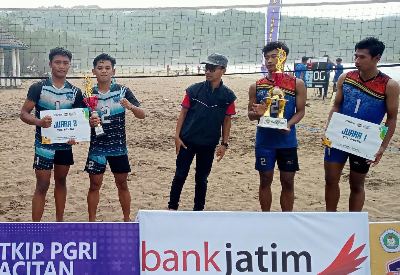 Turnamen Bola Voli Pantai (Art and Sport Event) 
