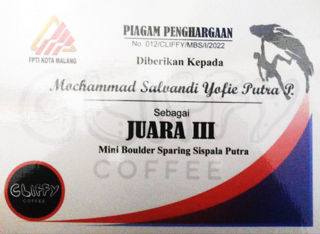 Juara 3 Mini Boulder Spairing Sispala Putra 