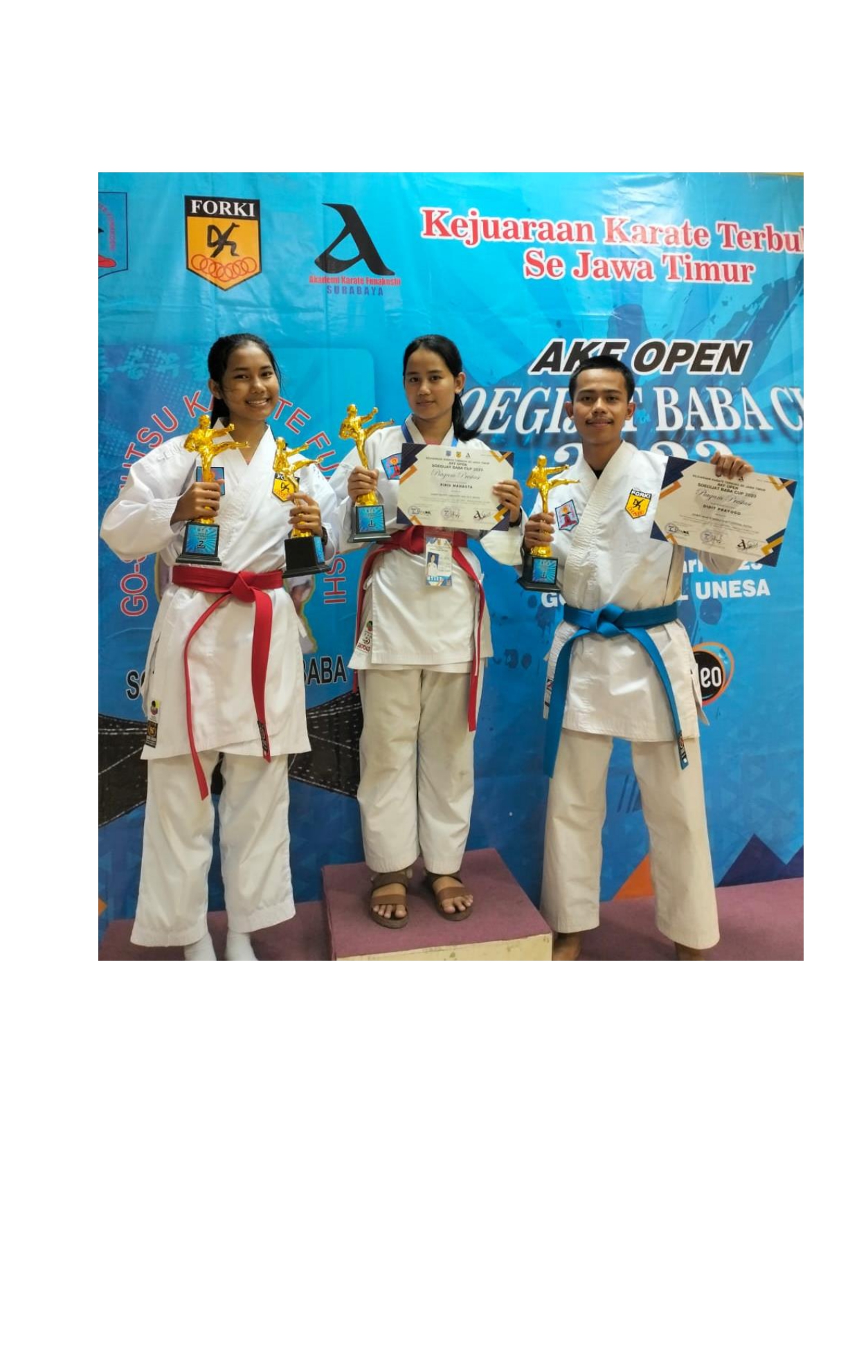 Juara 2 Kata -50kg Putri Usia 16-17 tahun, Kejuaraan Karate Terbuka UNESA, 29 Januari 2023