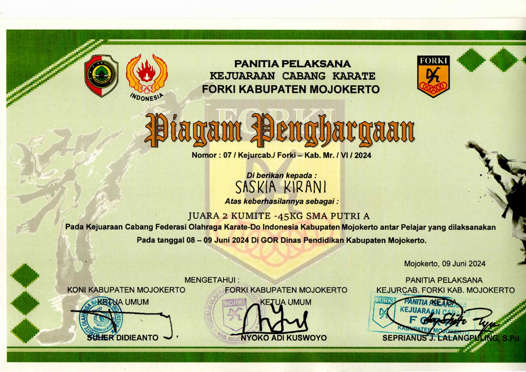 KEJUARAAN CABANG FEDERASI OLAHRAGA KARATE-DO Indonesia KAB. MOJOKERTO ANTAR PELAJAR KATEGORI KUMITE  -45 KG SMA PUTRI