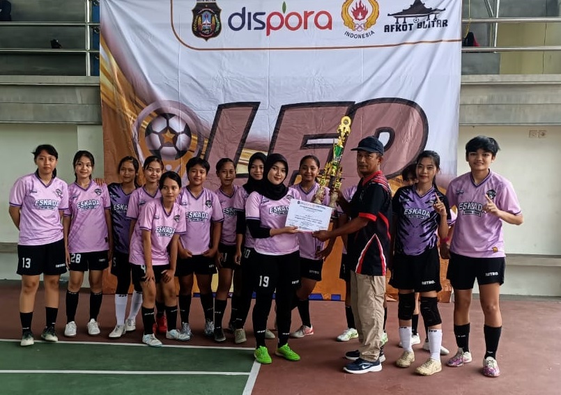 JUARA 1 FUN FUTSAL LEAGUE WOMEN KOTA BLITAR