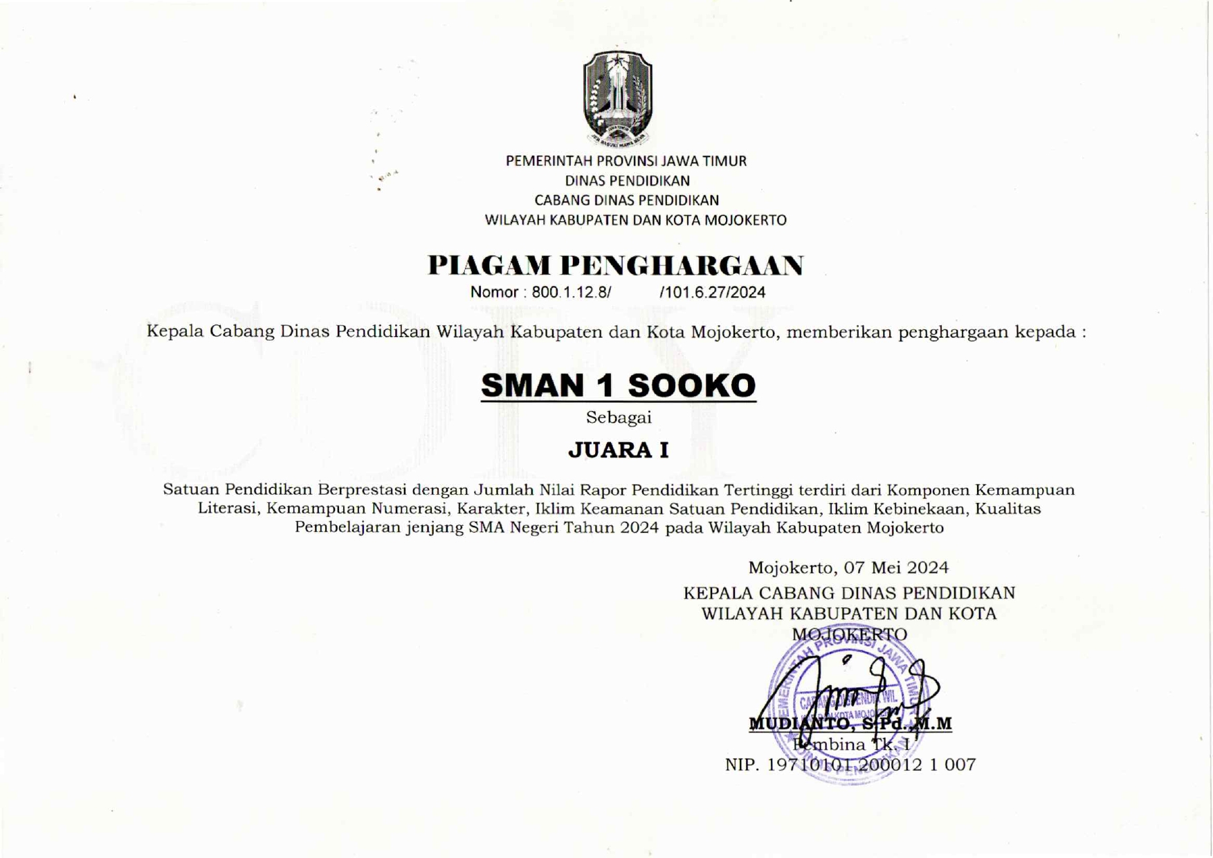 SATUAN PENDIDIKAN BERPRESTASI DENGAN JUMLAH NILAI RAPOR PENDIDIKAN TERTINGGI TERDIRI DARI KOMPONEN KEMAMPUAN LITERASI, KEMAMPUAN NUMERASI, KARAKTER, IKLIM KEAMANAN SATUAN PENDIDIKAN, IKLIM KEBINEKAAN, KUALITAS PEMBELAJARAN JENJANG SMA NEGERI TAHUN 2024