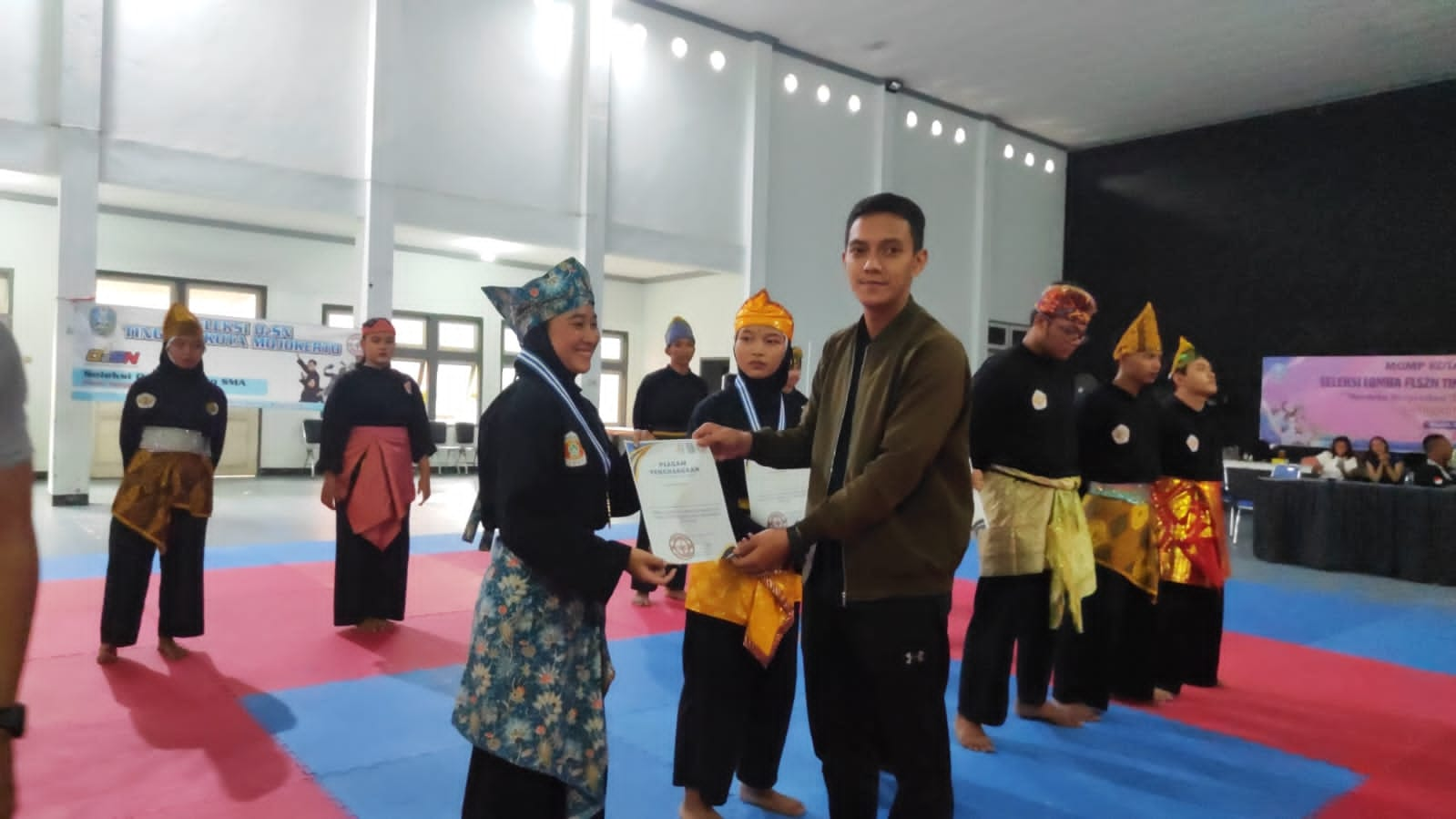 OLIMPIADE OLAHRAGA SISWA NASIONAL (02SN)TINGKAT KOTA MOJOKERTO JENJANG SMA/MA TAHUN 2024 CABANG OLAHRAGA PENCAK SILAT(PUTRI)