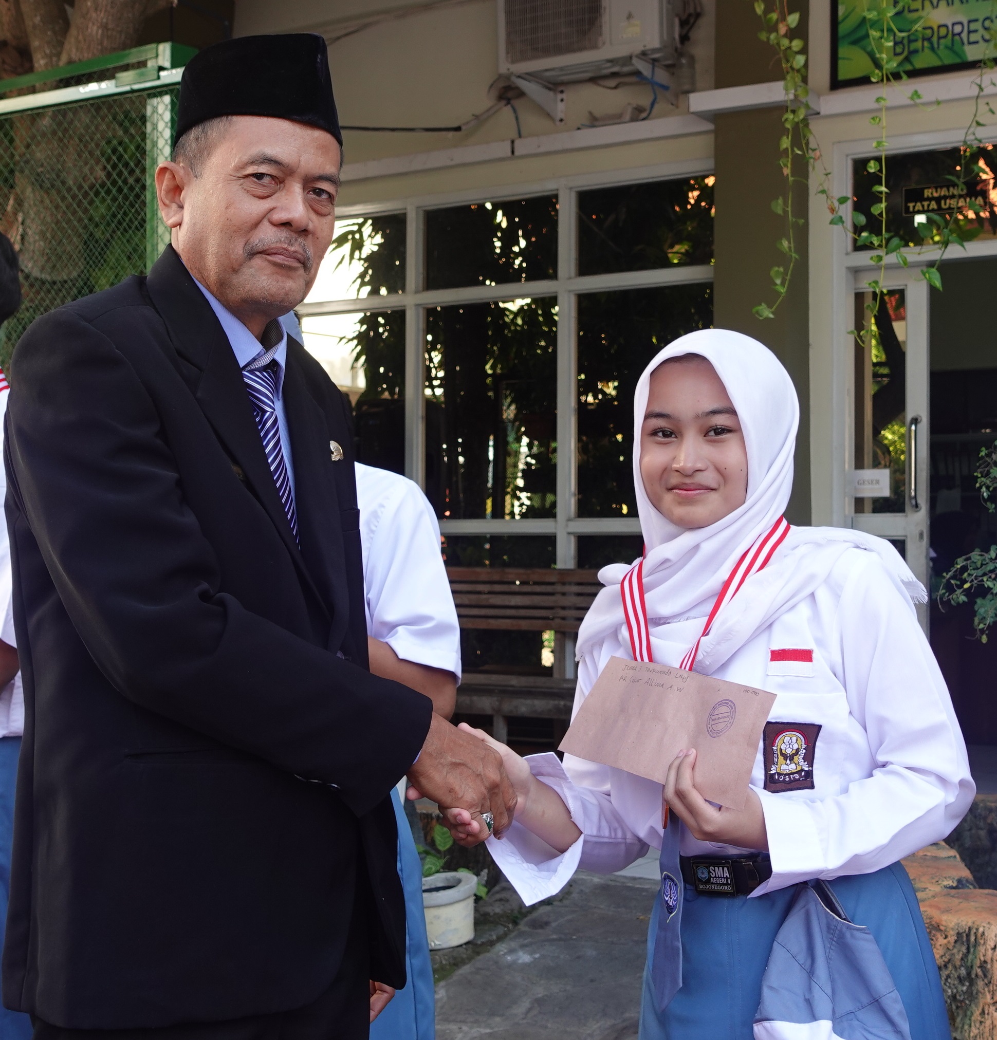 KEJUARAAN TAEKWONDO BUPATI CUP 2023 KELAS PRESTASI JUNIOR PUTRI KATEGORI U49