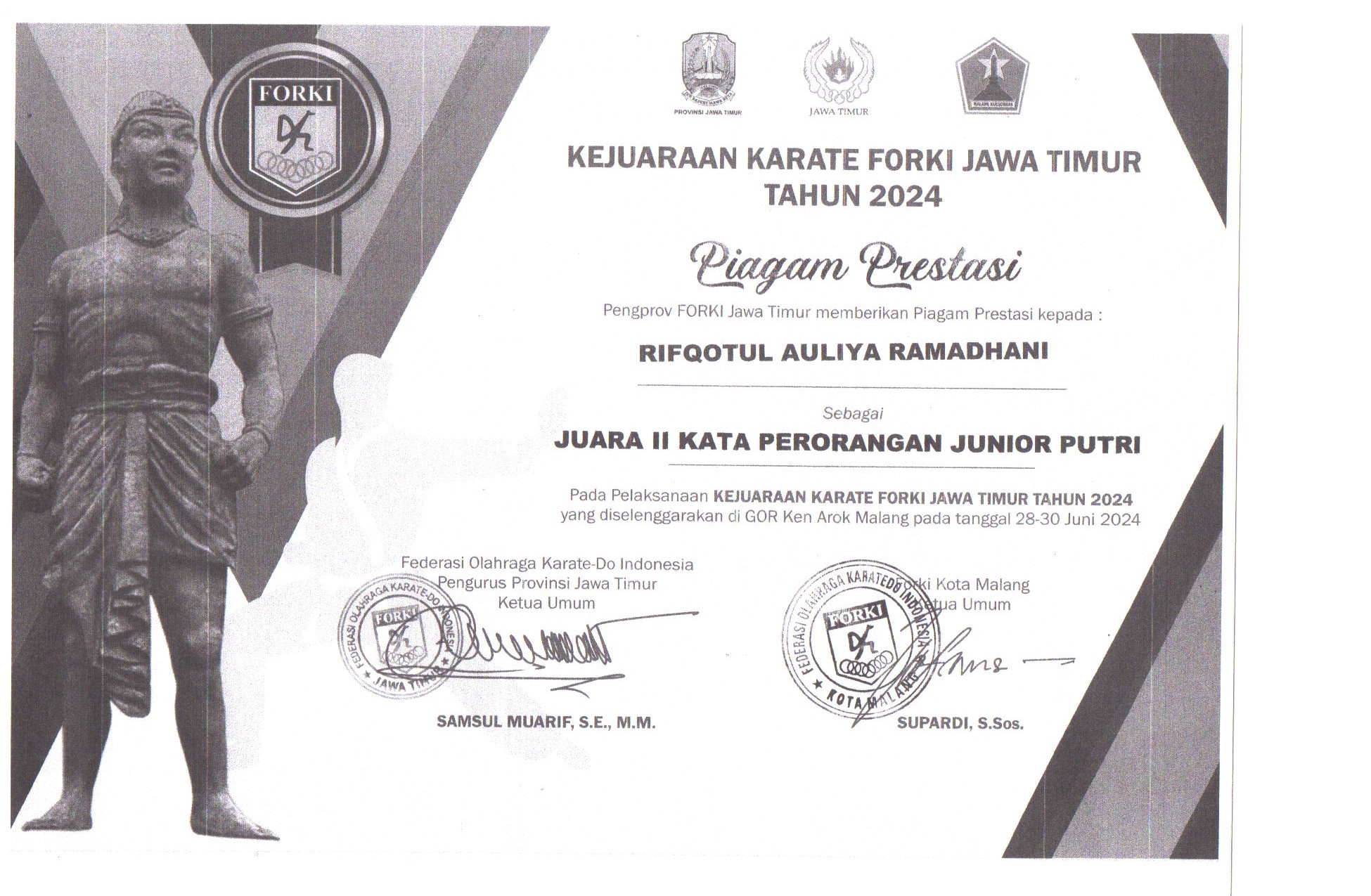 JUARA 2 KATA PERORANGAN JUNIOR PUTRI KEJUARAAN KARATE FORKI JAWA TIMUR TAHUN 2024