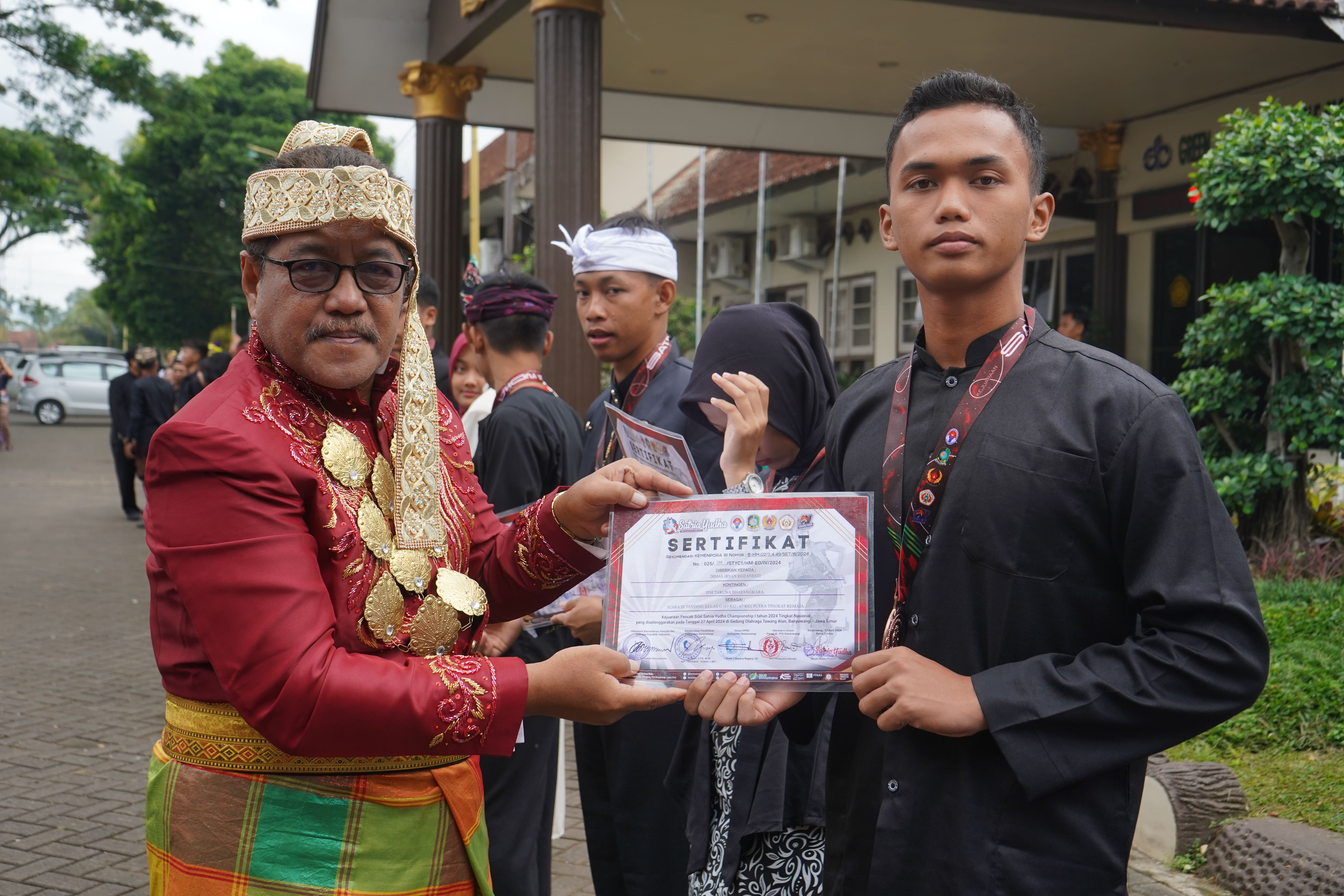 JUARA 3 TANDING KELAS G (63 KG - 67 KG) PUTRA TINGKAT REMAJA PADA KEJUARAAN PENCAK SILAT SATRIA YUDHA CHAMPIONSHIP 1