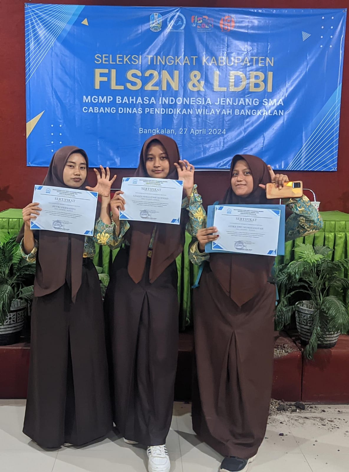 Lomba Debat Seleksi FLS2N dan LDBI MGMP Bahasa Indonesia Jenjang SMA Cabang Dinas Pendidikan Wilayah Bangkalan