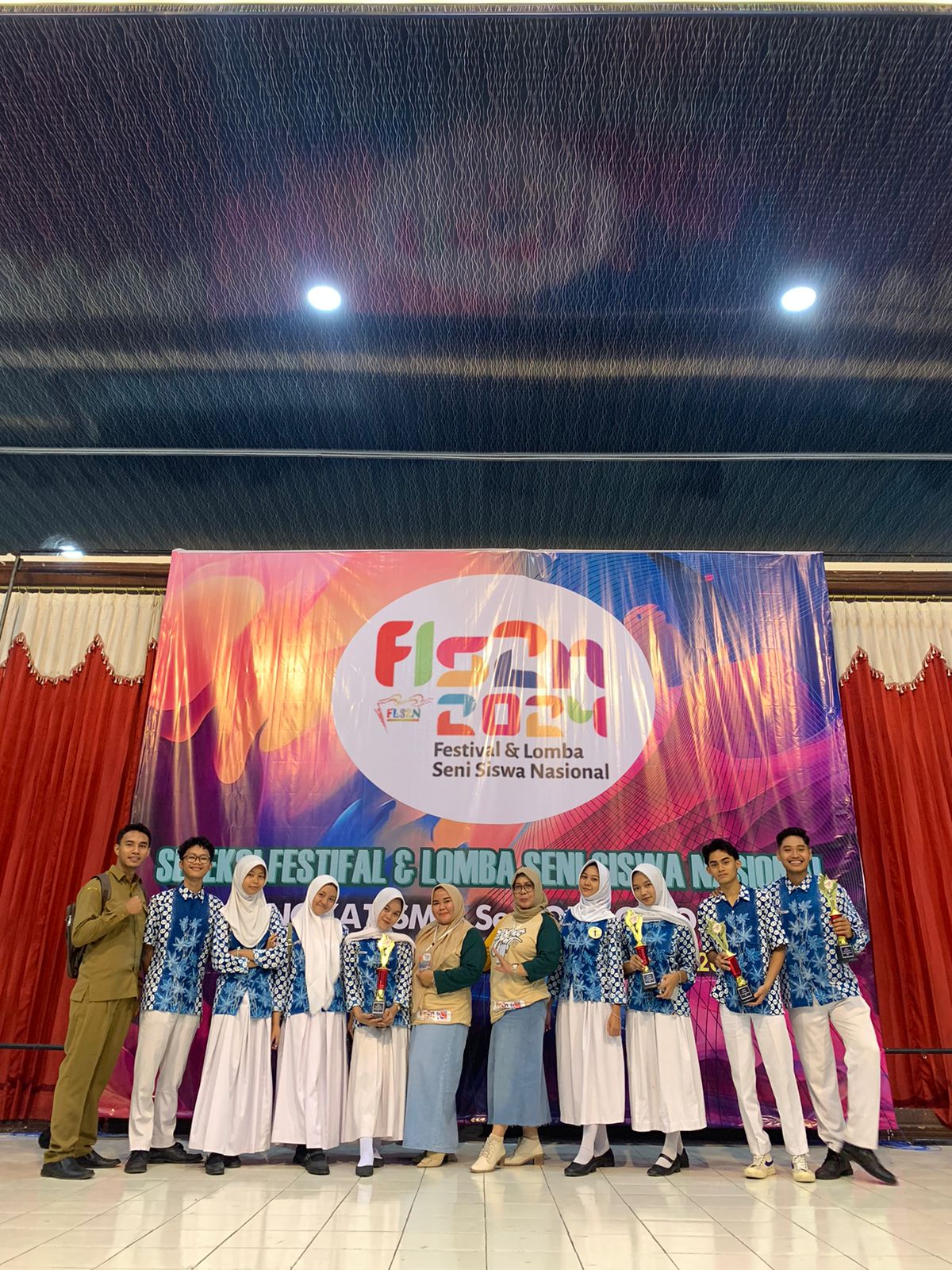 Juara 1 Vokal Solo Putri dalam ajang FLS2N