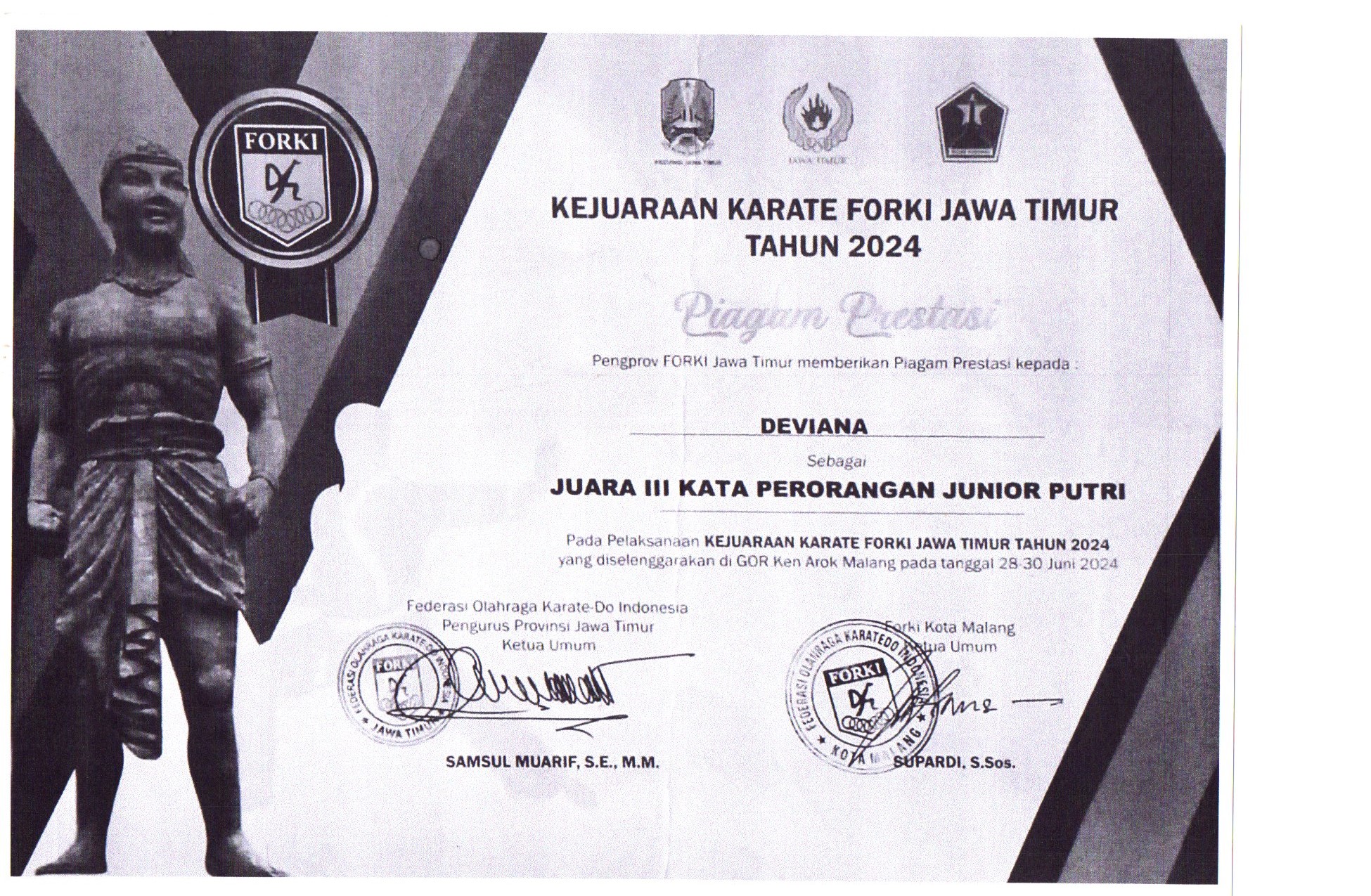 JUARA 3 KATA PERORANGAN JUNIOR PUTRI PADA PELAKSANAAN KEJUARAAN KARATE JAWA TIMUR