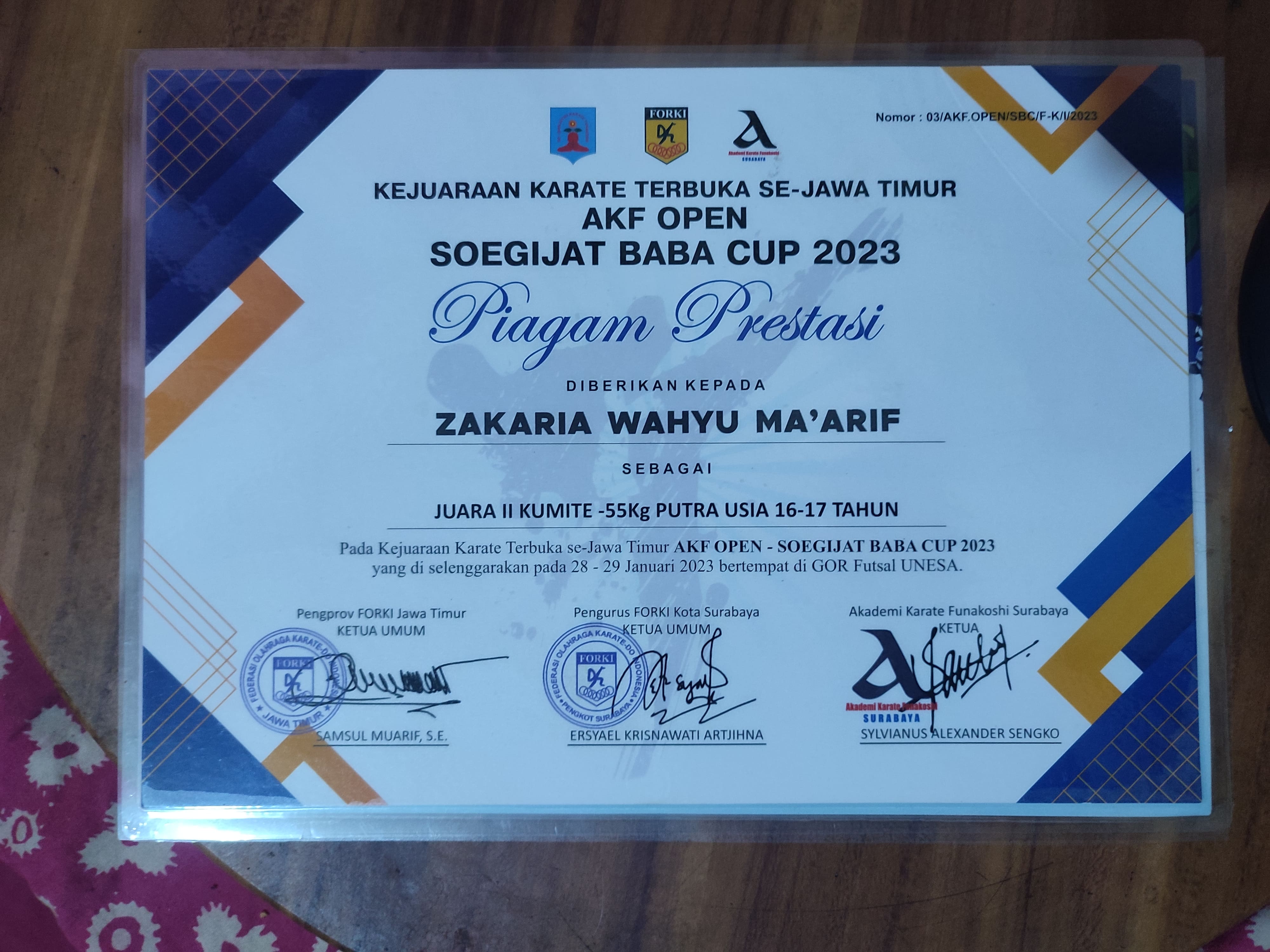 Kejuaraan karate terbuka se-jawa timur JUARA 2 kumite -55kg putra usia 16-17 tahun