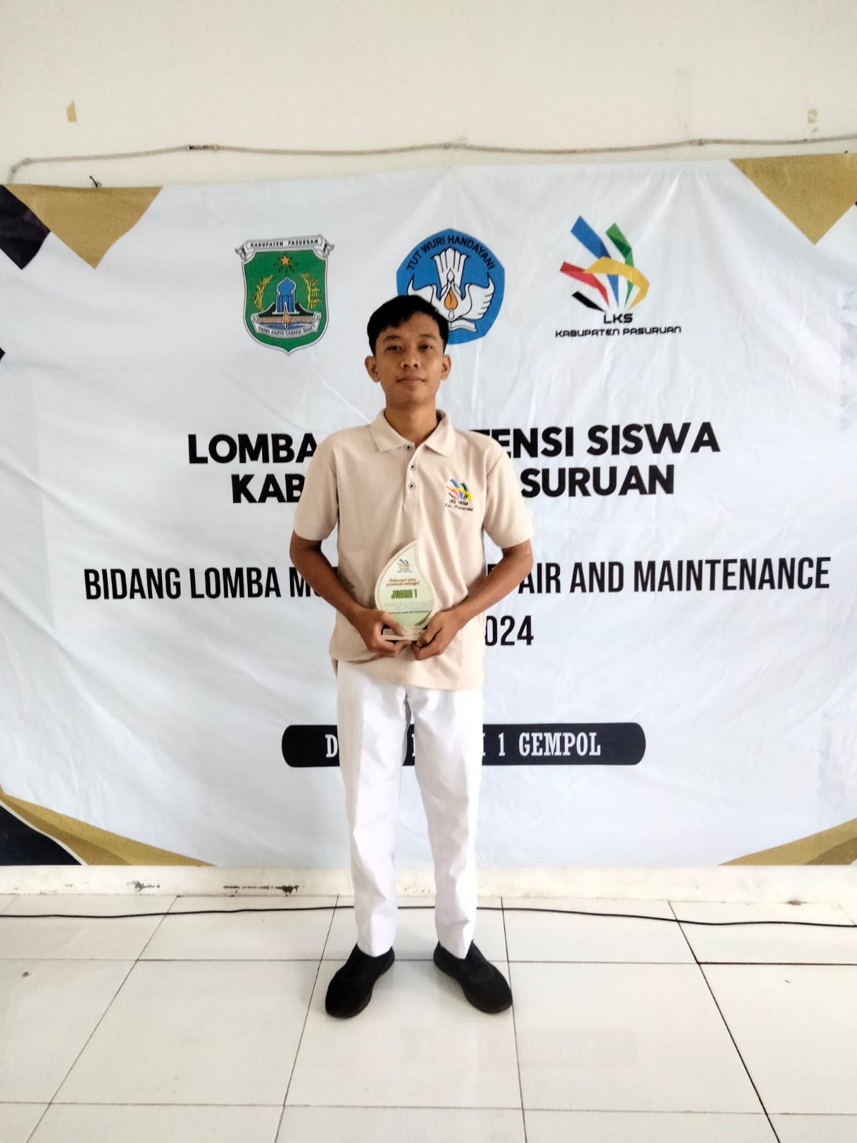 Lomba Kompetensi Siswa ( LKS ) Bidang Lomba Motorcycle Repair and Maintenance