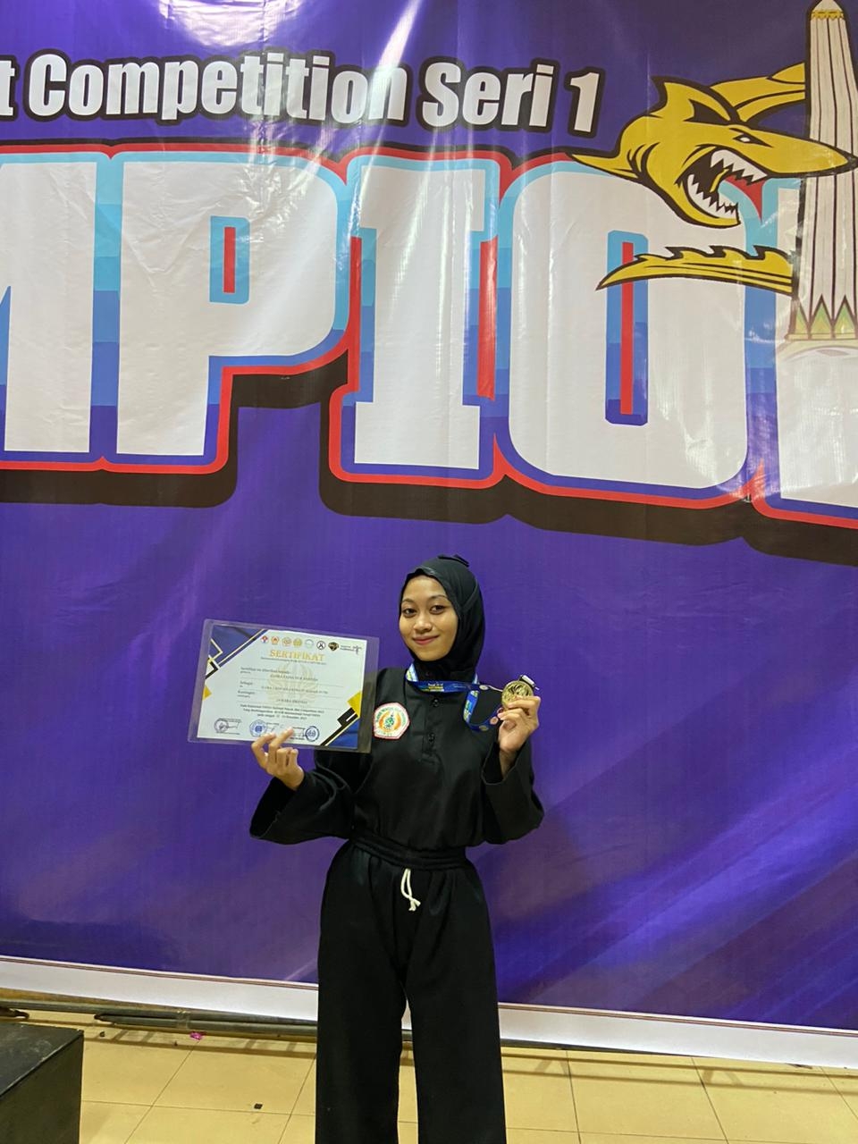 SENI SOLO KREATIF PUTRI KEJUARAAN UNESA NATIONAL PENCAK SILAT COMPETITION 2023