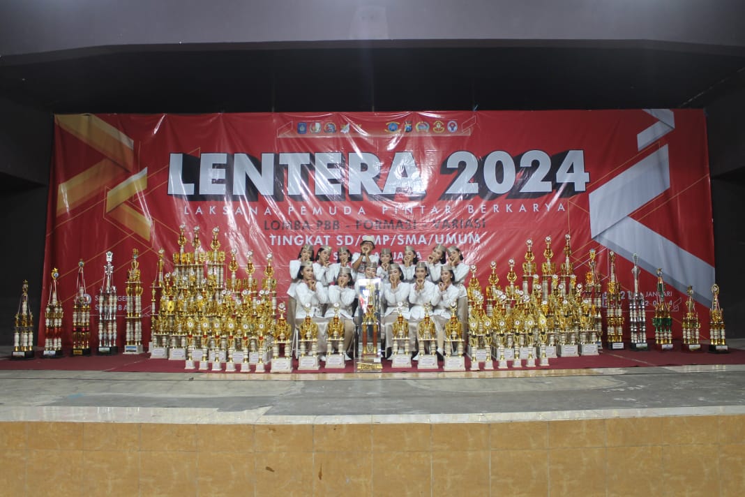 LOMBA KREASI BARIS BERBARIS LENTERA