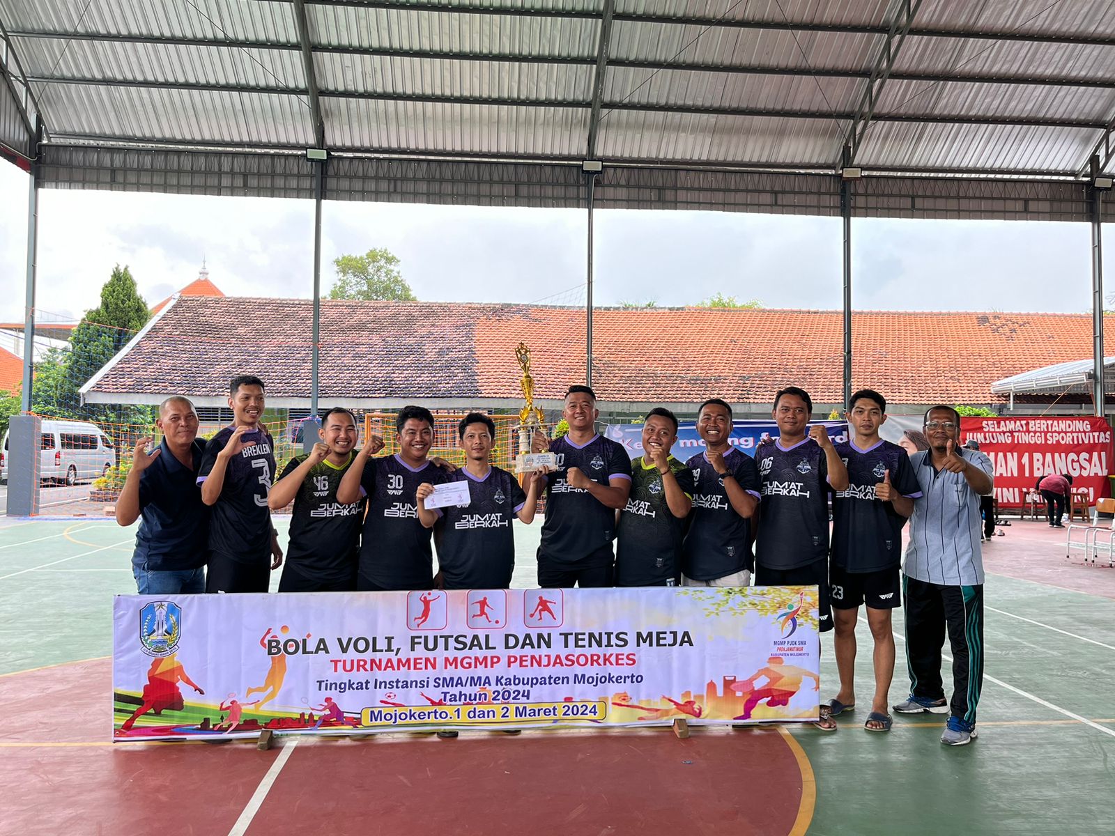 Juara 3 Turnamen Futsal MGMP Penjasorkes se-Kabupaten Mojokerto