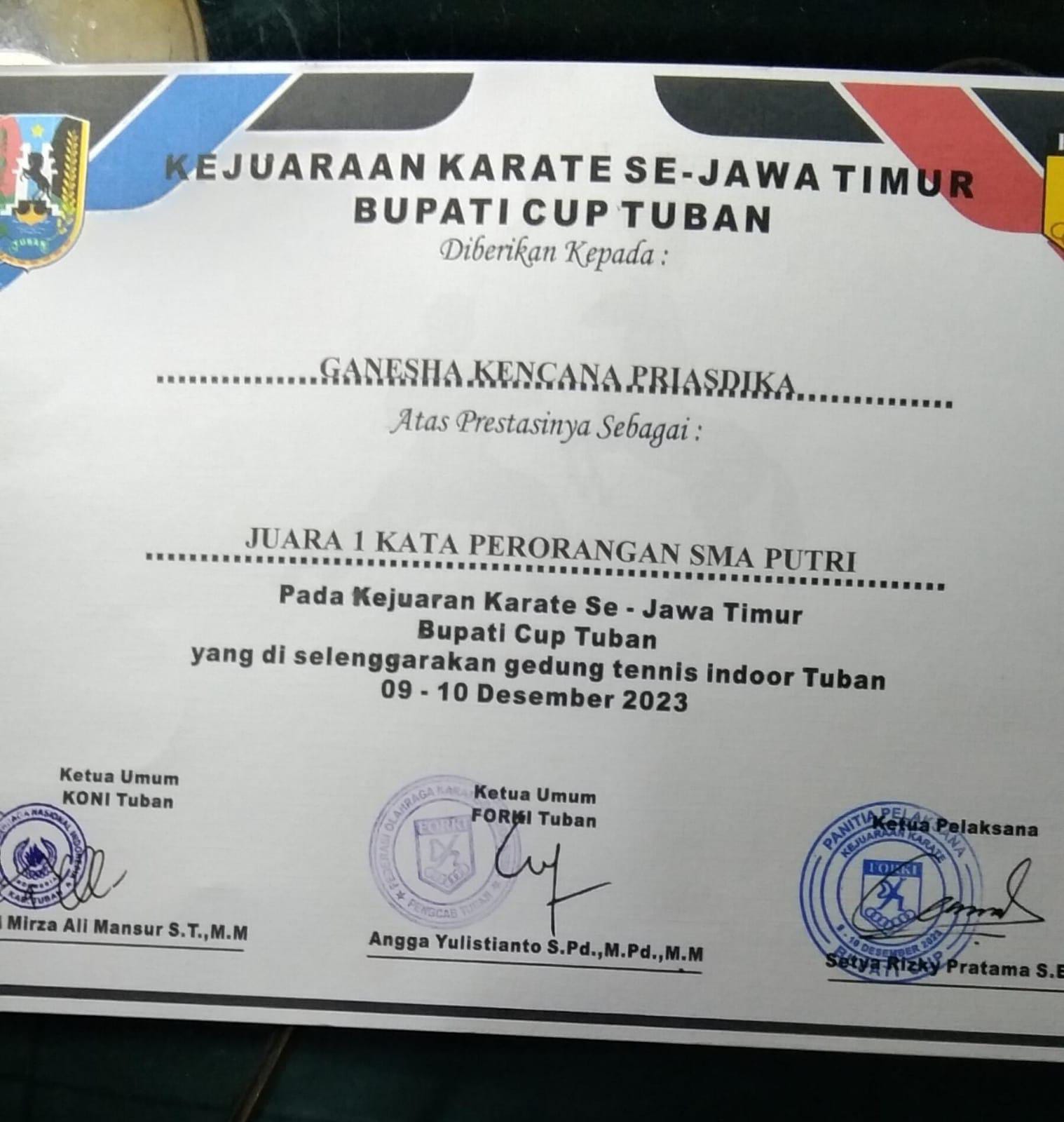 Juara I Kata Perorangan SMA Pu