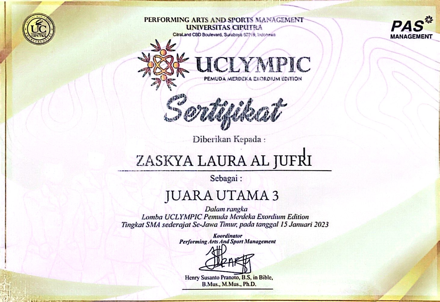 JUARA UTAMA 3 DALAM RANGKA LOMBA UCLYMPIC PEMUDA MERDEKA EXORDIUM EDITION TINGKAT SMA SE-JAWA TIMUR 