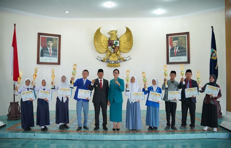 LOMBA ORASI PEMUDA DPD KNPI PACITAN