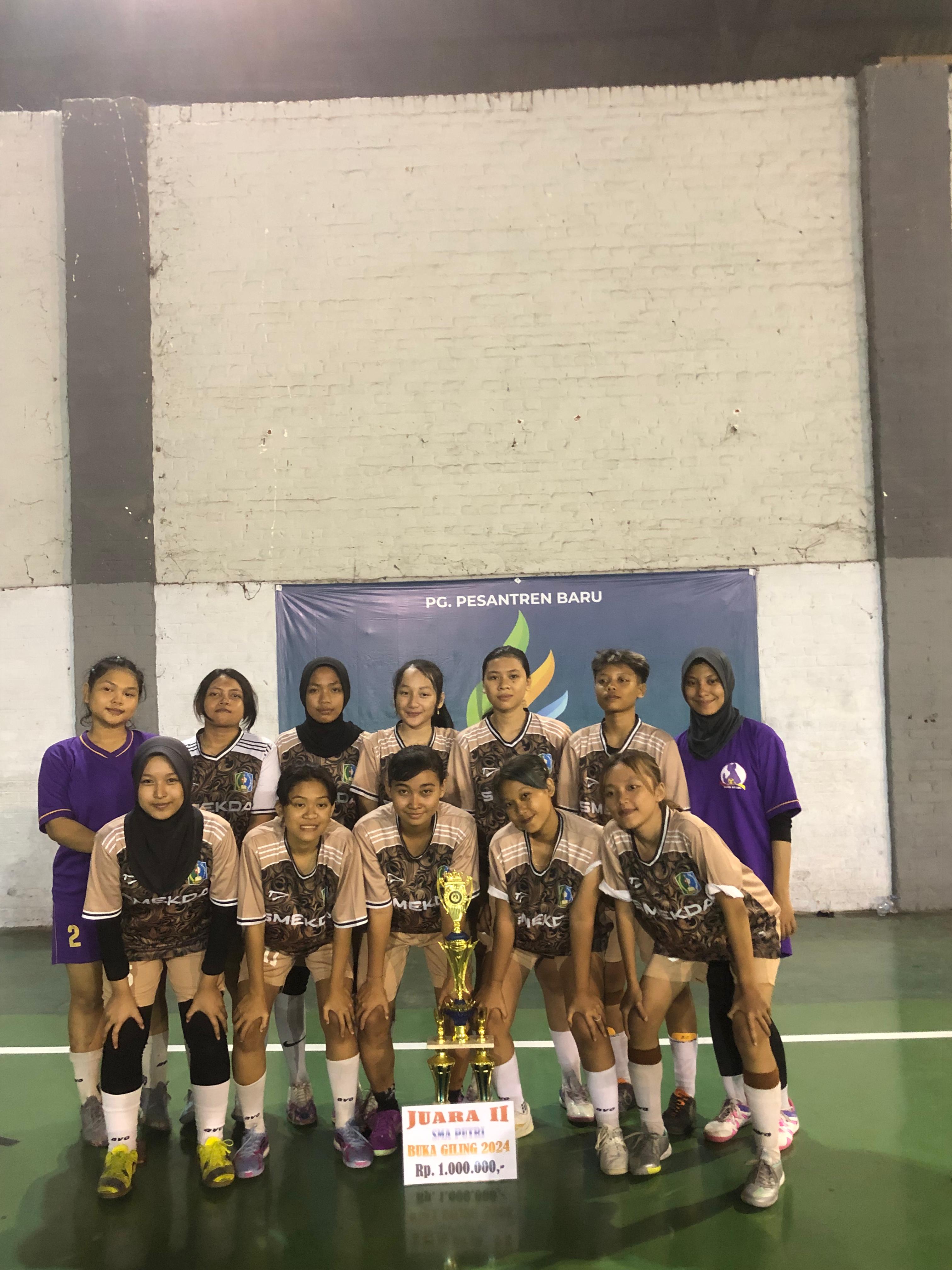 TURNAMEN FUTSAL GM CUP SMA PUTRI SE KARISIDENAN KEDIRI