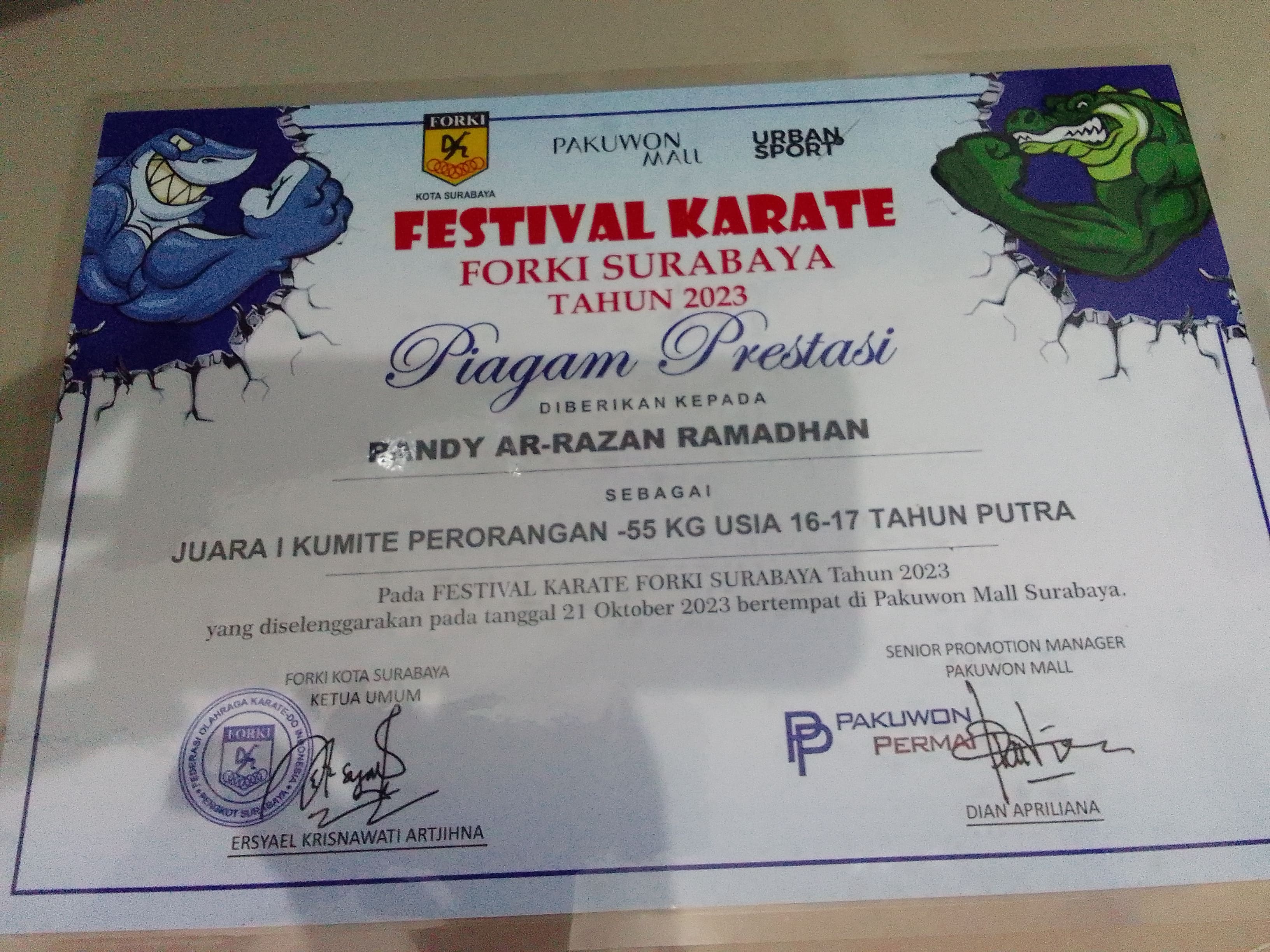 JUARA 1 KUMITE PERORANGAN -55KG USIA 16-17 TAHUN PUTRA PADA FESTIVAL KARATE FORKI SURABAYA TAHUN 2023