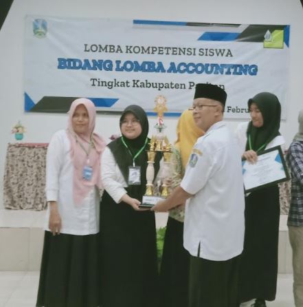 LOMBA KOMPETENSI SISWA TINGKAT KABUPATEN