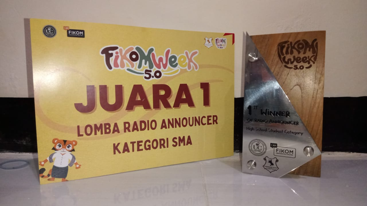 Lomba Radio Announcer Week