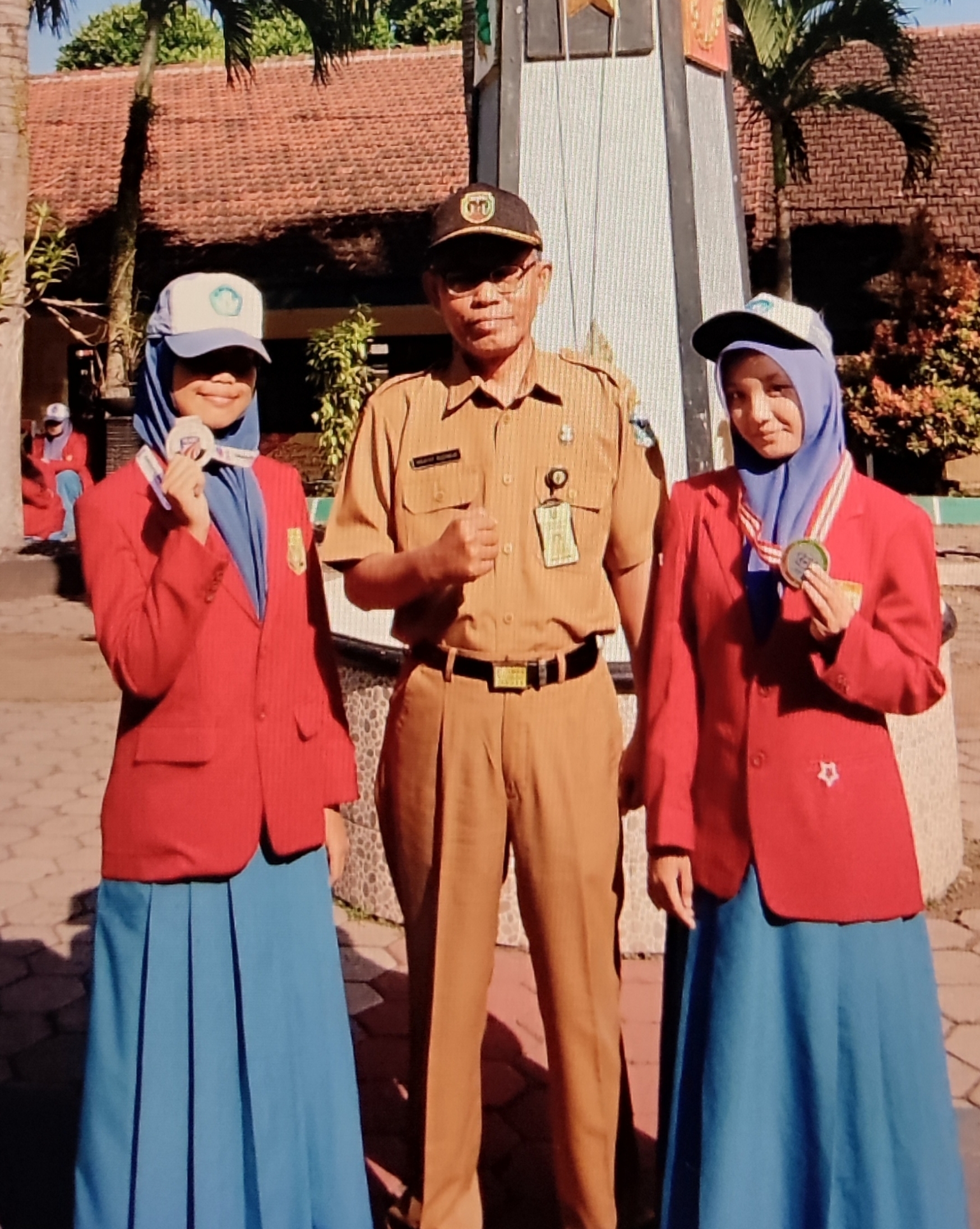 Kejuaraan liga bridge siswa nasional dan liga mahasiswa nasional