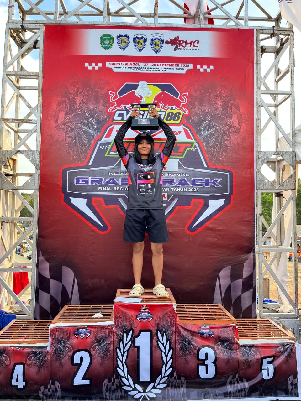 KEJURNAS GRASSTRACK REGION IV KALIMANTAN