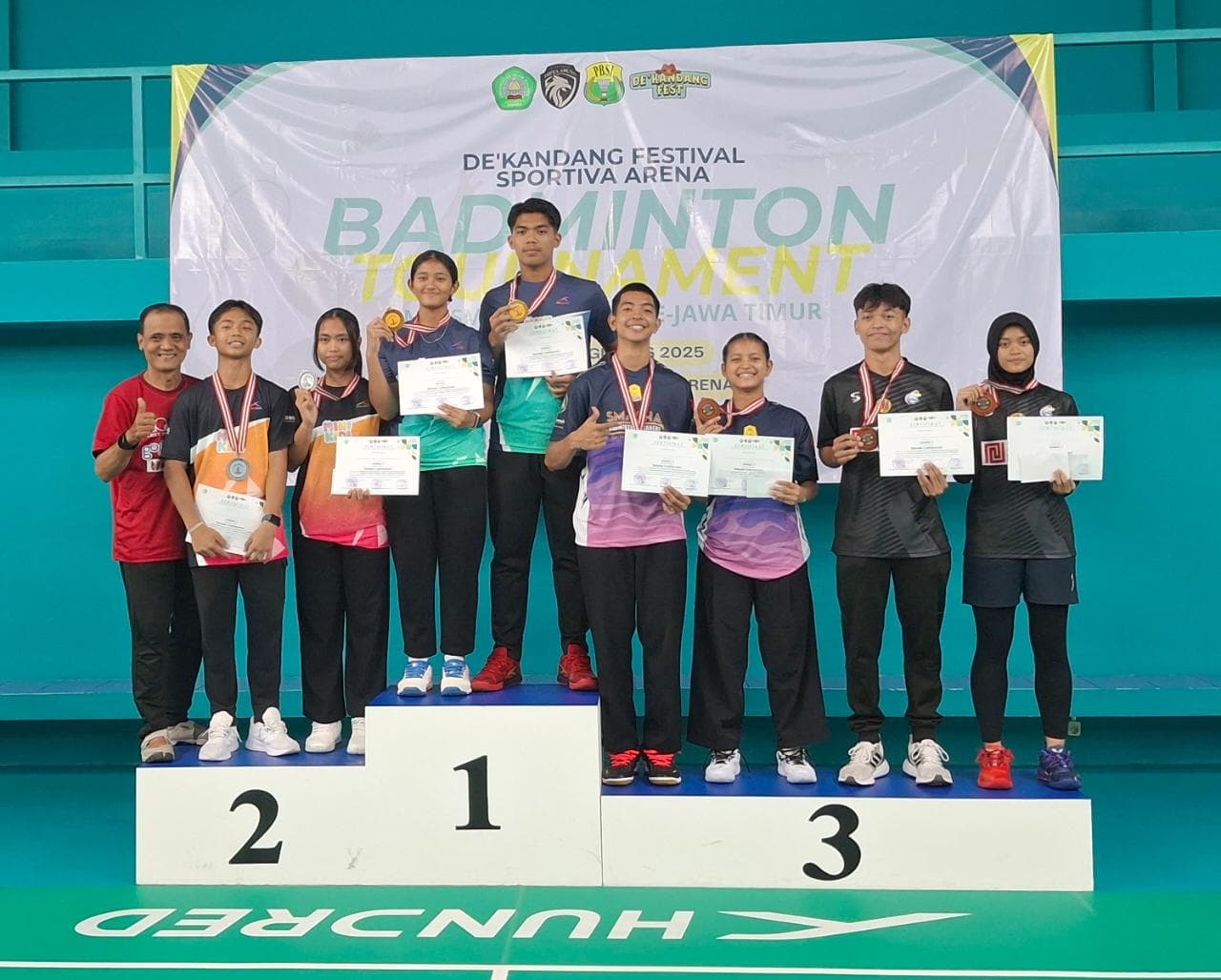 BADMINTON TOURNAMENT SMA/SMK SE-JAWA TIMUR