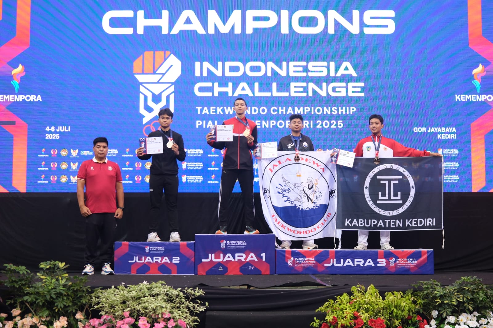 Juara 2 dalam kejuaraan Indonesia Challenge Taekwondo Championship Piala Kemenpora RI 2025