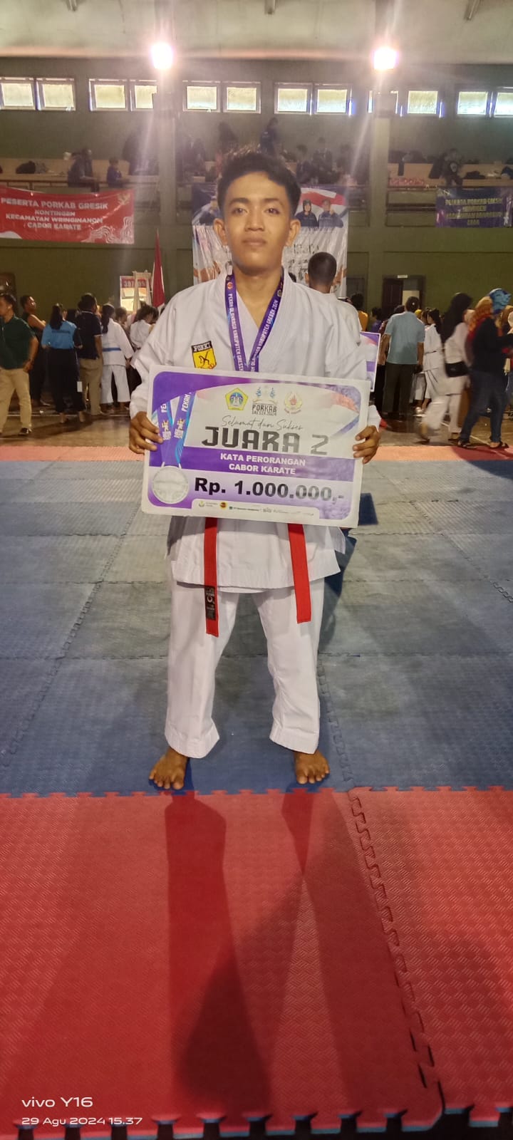 Juara II (Medali Perak) Kata Perorangan Putra Dalam Kejuaraan PORKAB Gresik 2024, Cabang Olahraga Karate