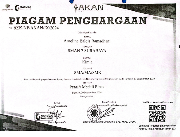 MEDALI EMAS BIDANG KIMIA AJANG KOMPETISI AKADEMIK NASIONAL
